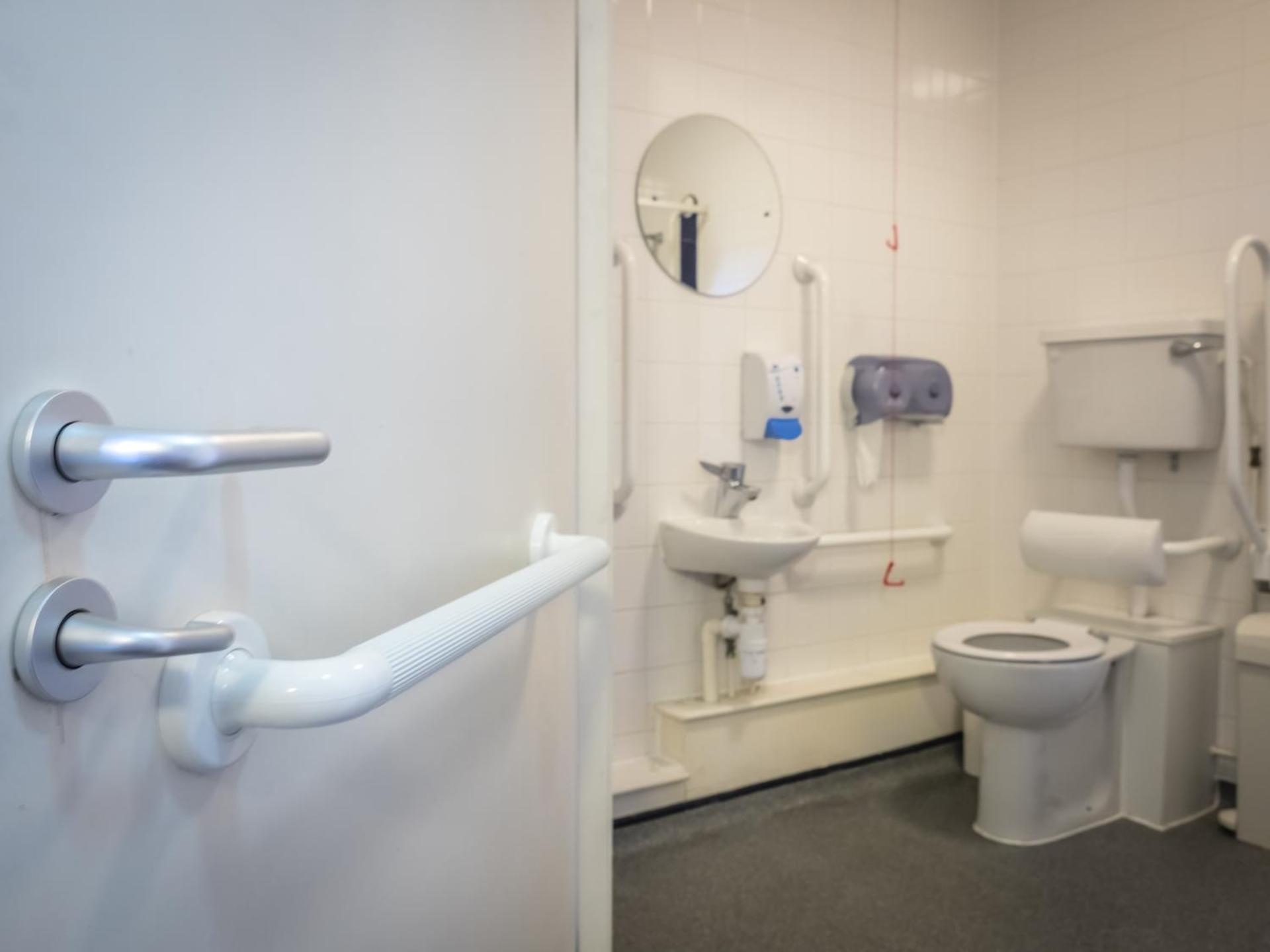 LSE Passfield Hall - Photo 51
