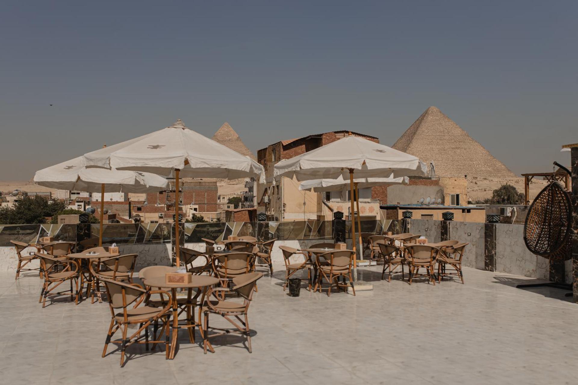 The View Pyramids GOLD ONE - Photo 44
