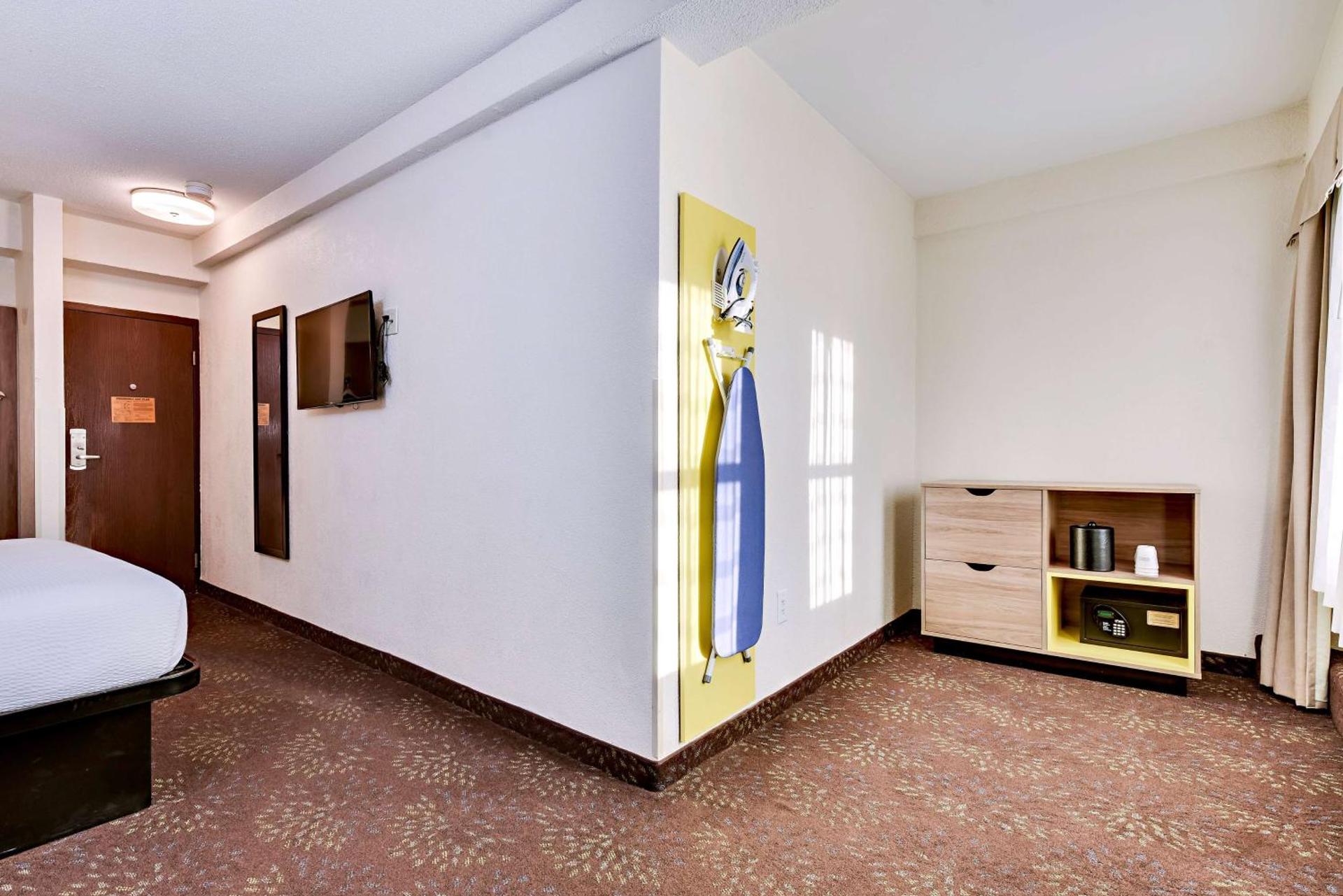 Days Inn by Wyndham Washington DC/Connecticut Avenue - Photo 7