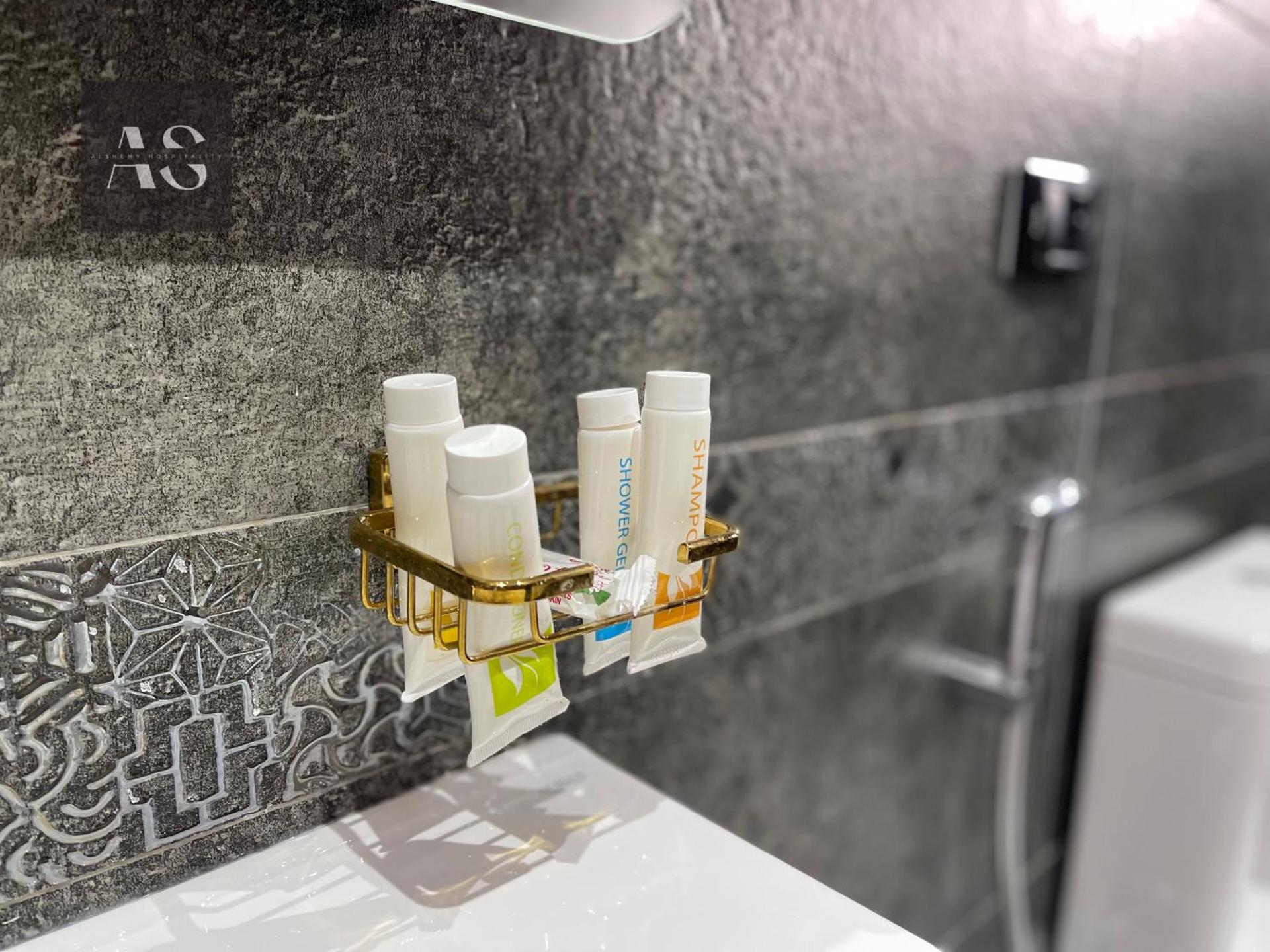 Elite Boutique Hotel - Photo 27