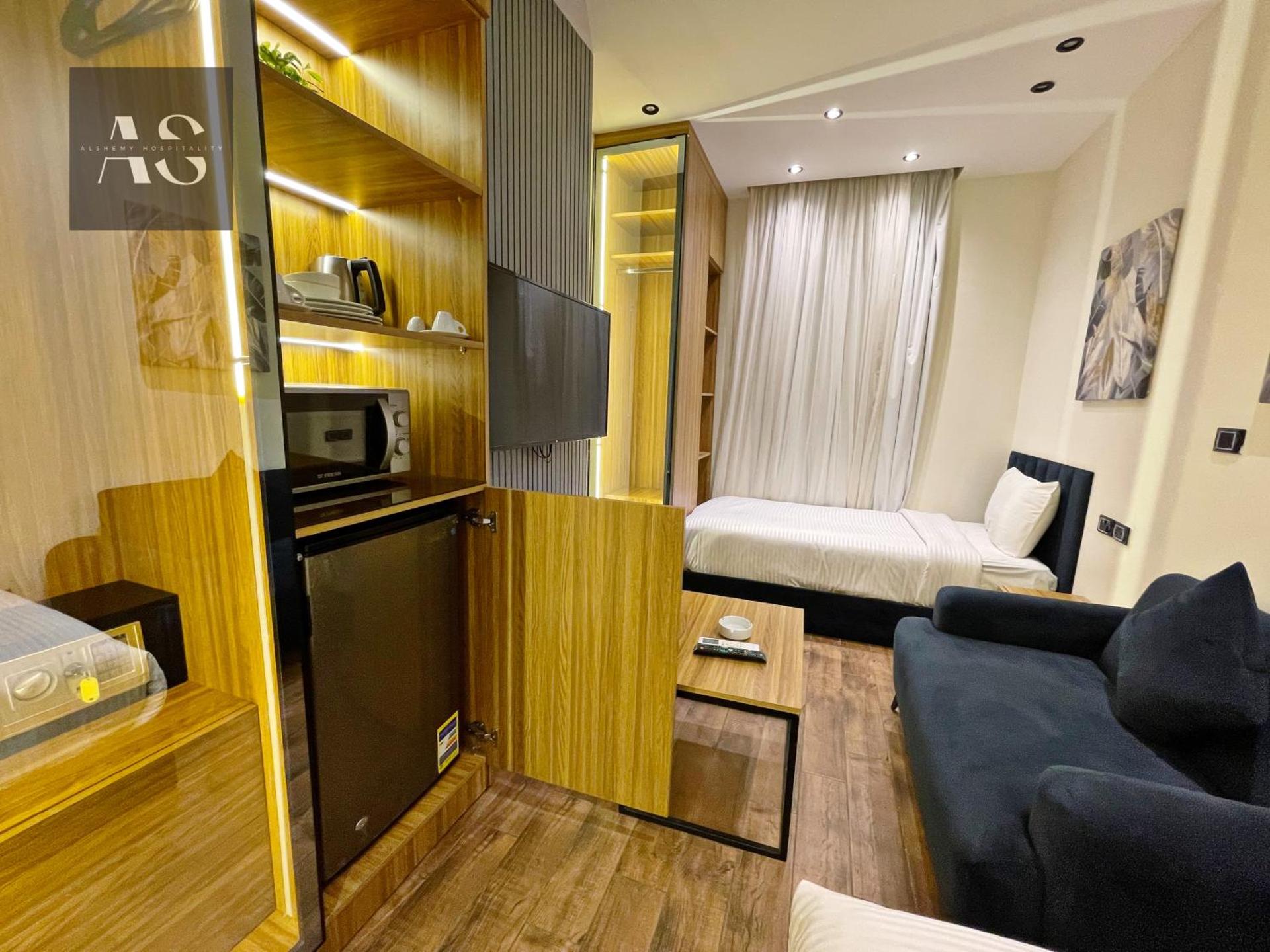 Elite Boutique Hotel - Photo 10