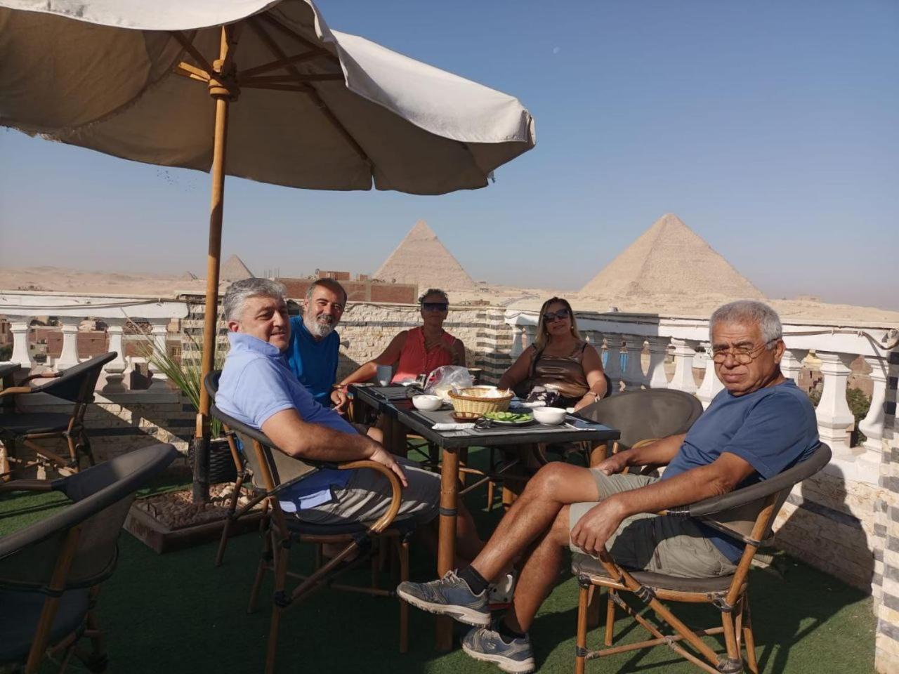 Pyramids International INN - Photo 9