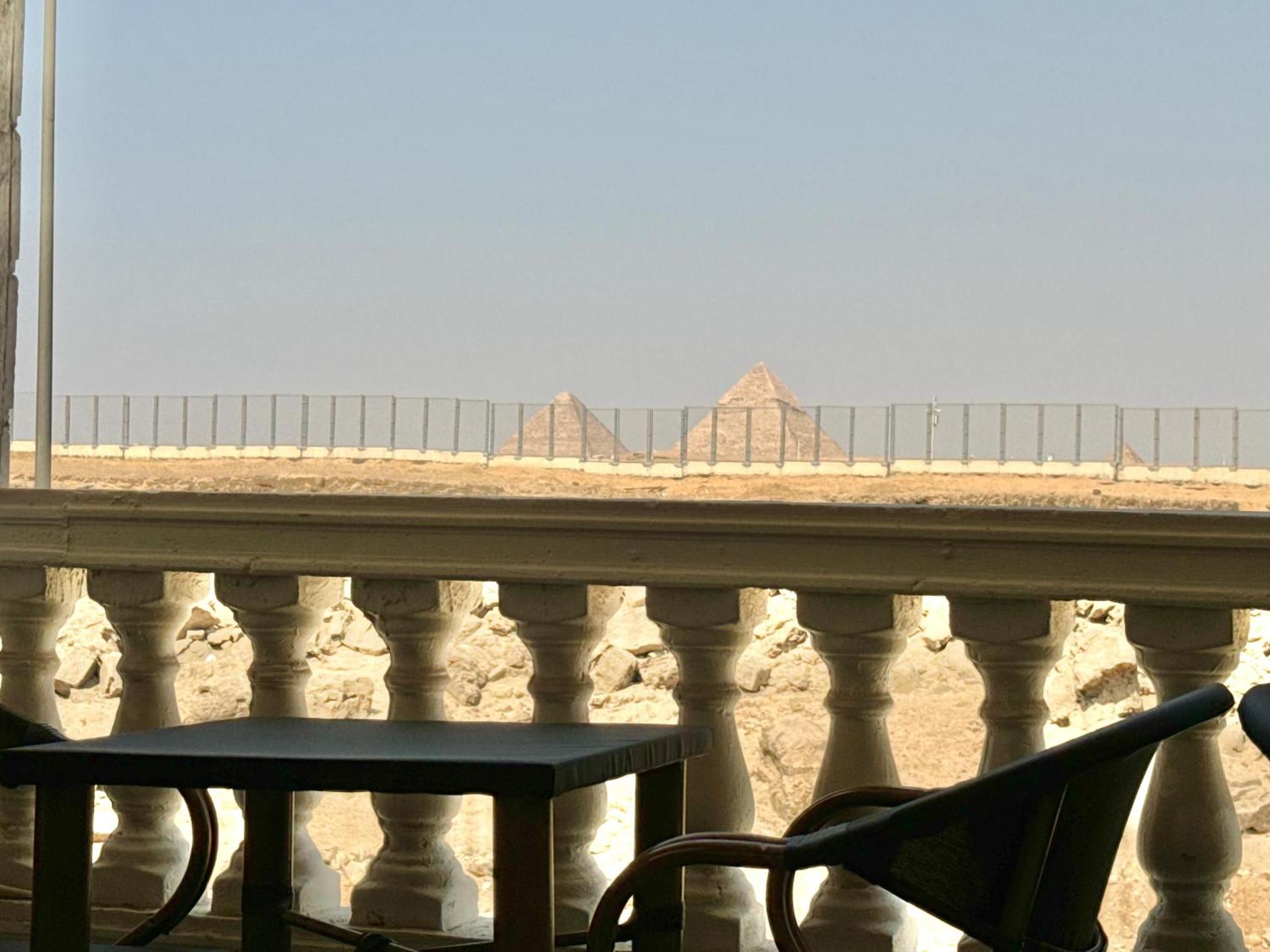 Shiny Pyramids Boutique Hotel - Photo 18