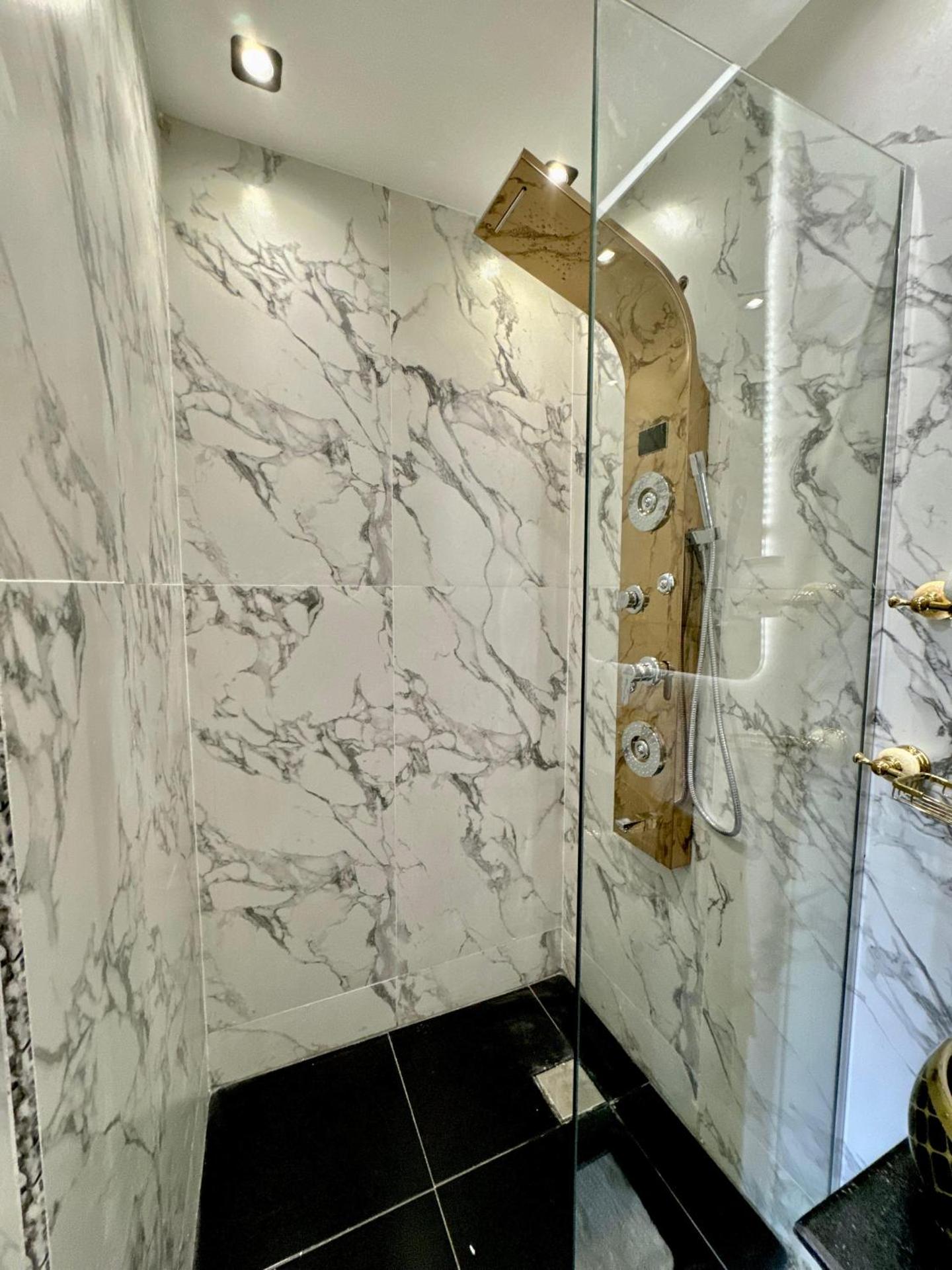 Shiny Pyramids Boutique Hotel - Photo 40