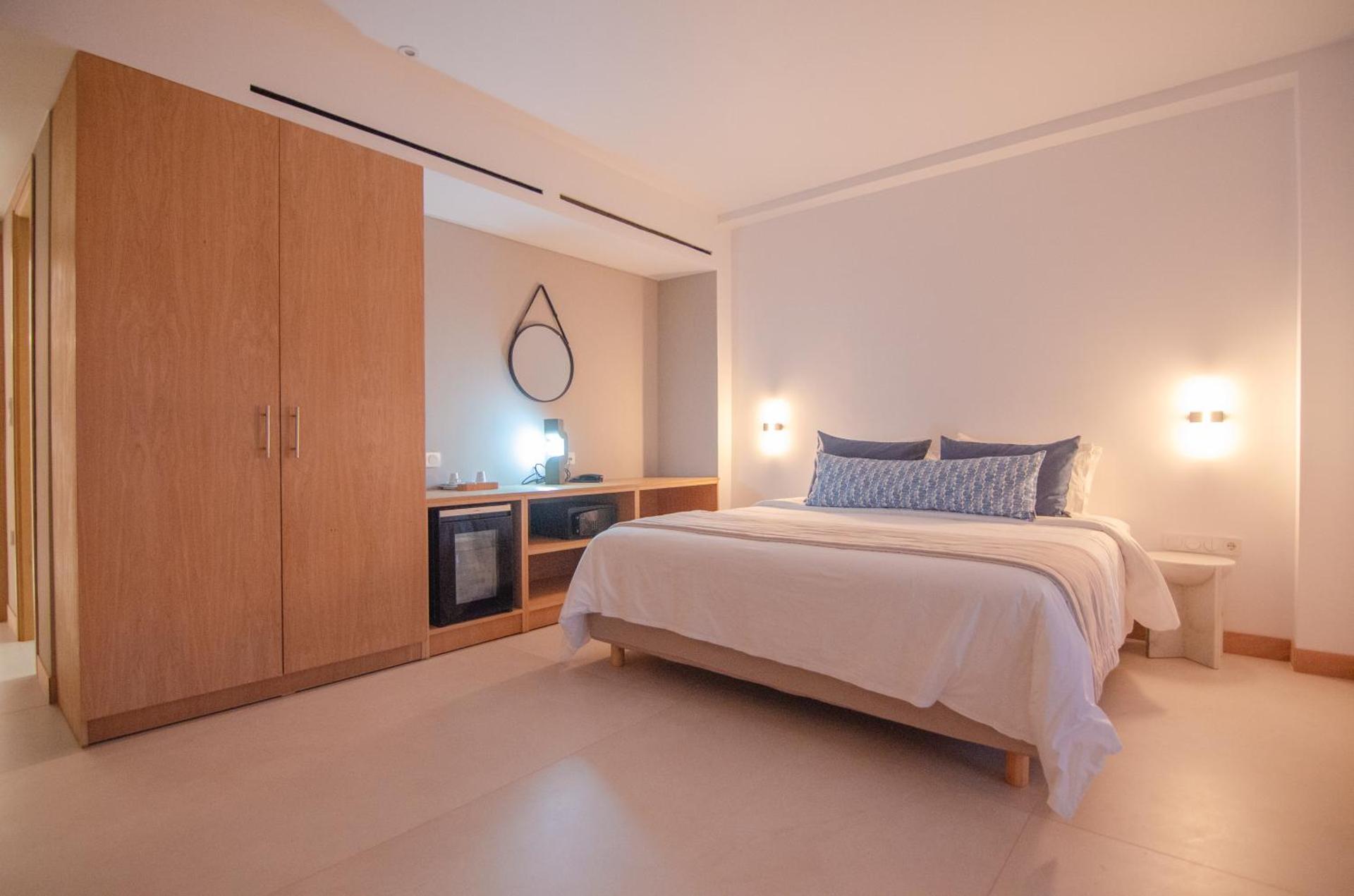 Dionysos Beach Resort & Villas - Photo 10