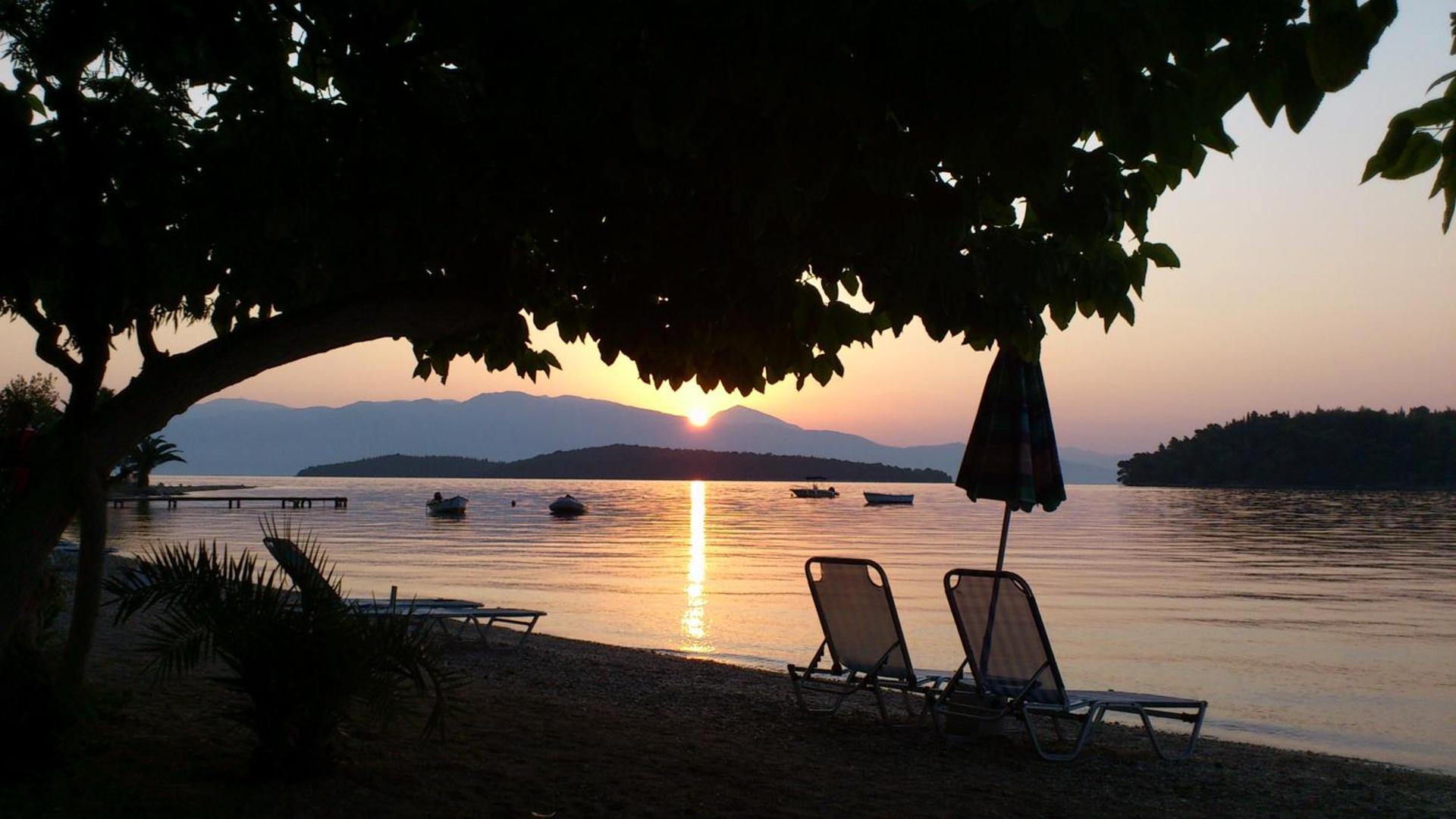 Avra Beach Hotel - Photo 47