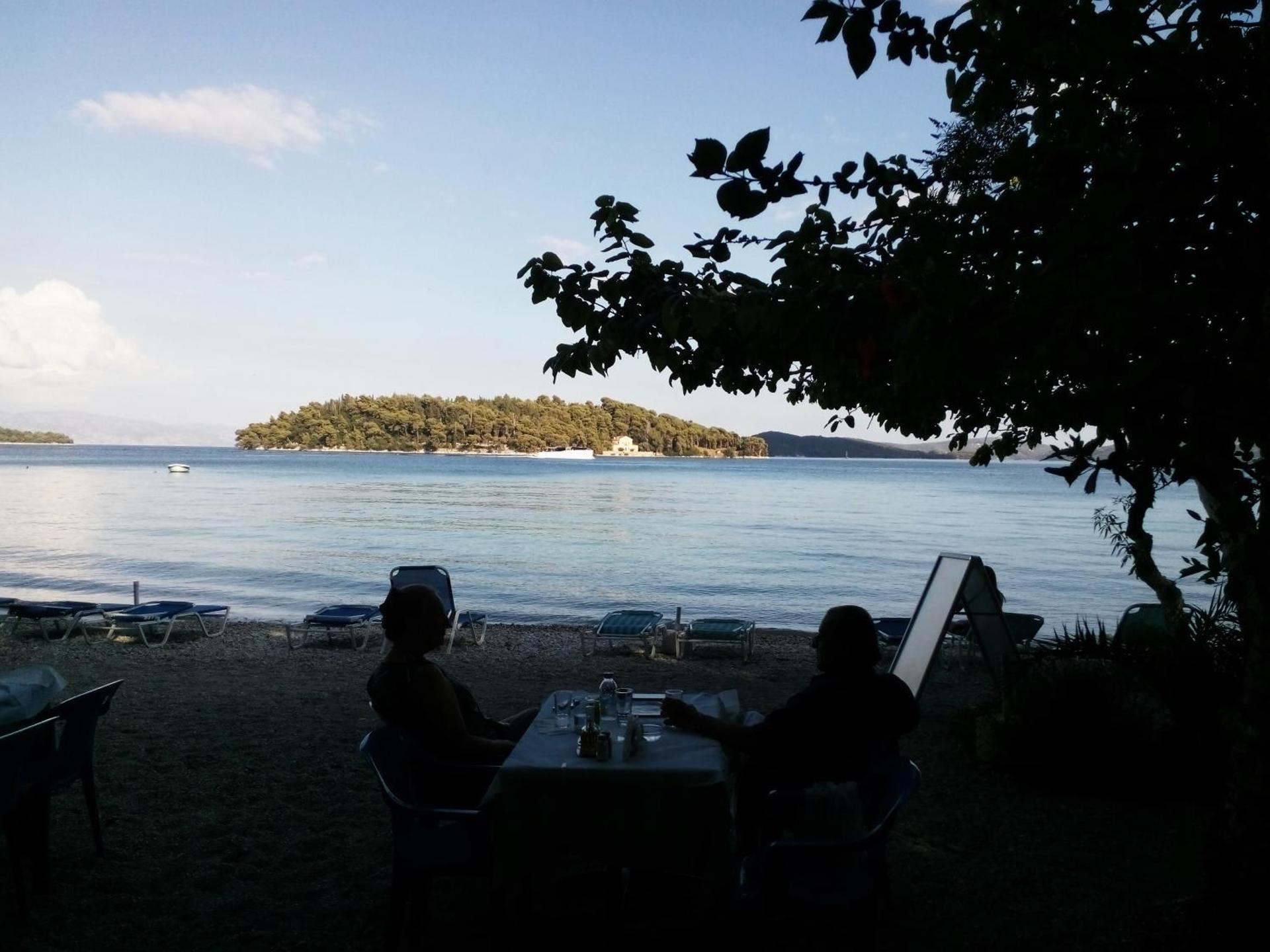 Avra Beach Hotel - Photo 22