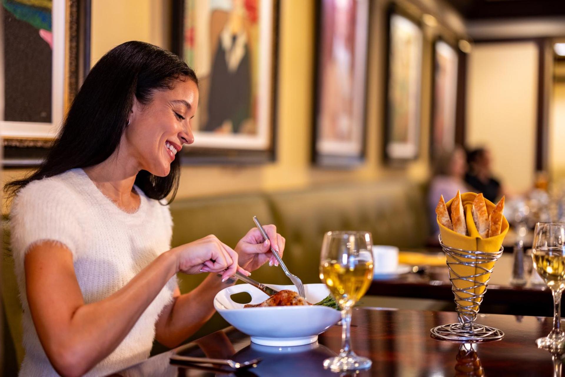 The Churchill Hotel Near Embassy Row - Photo 49