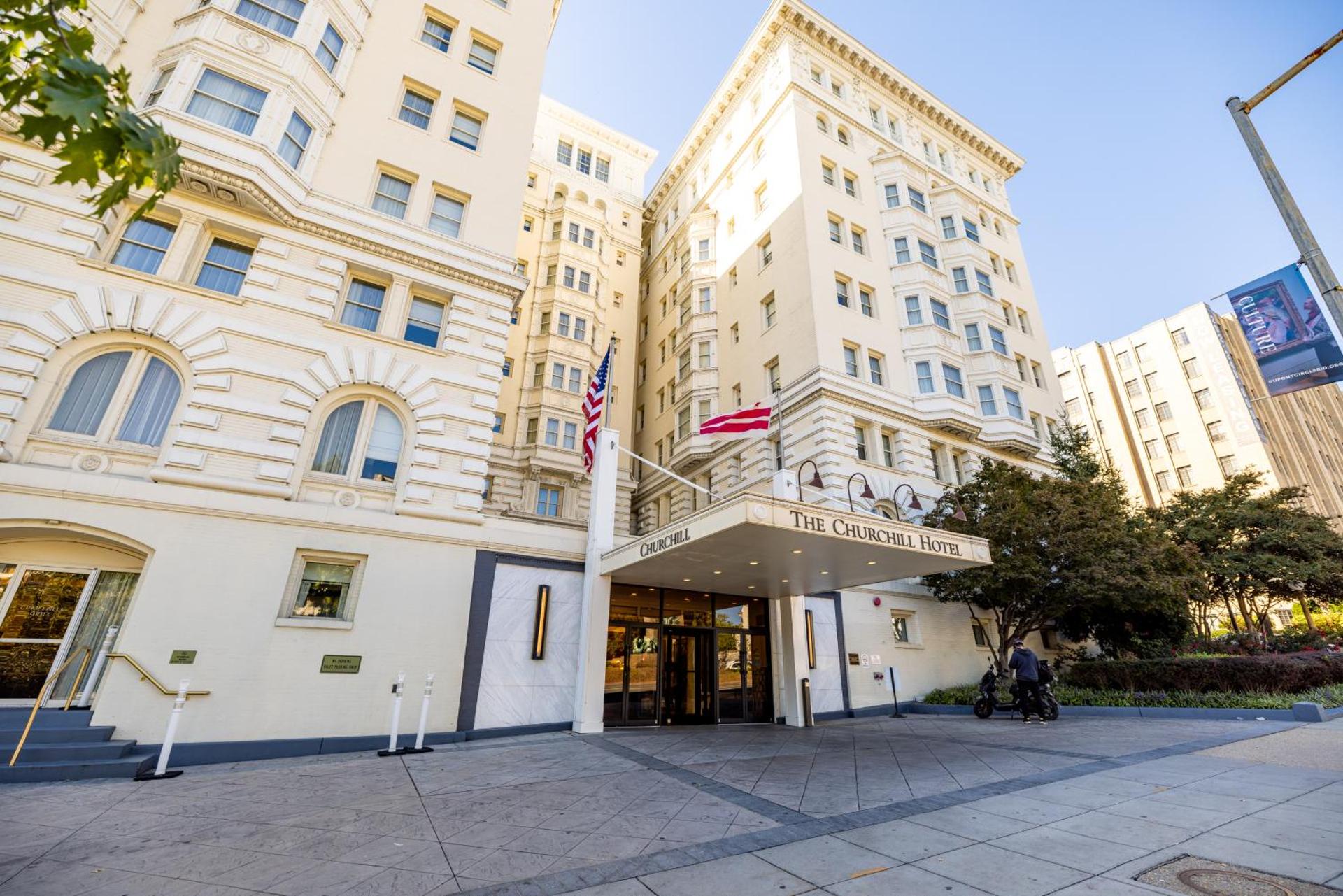 The Churchill Hotel Near Embassy Row - Photo 85