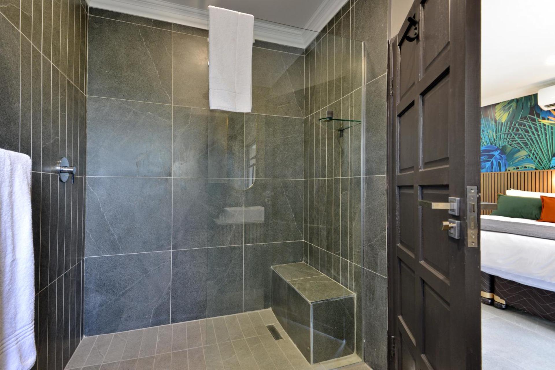 Seasons Golf, Leisure, Spa - Photo 74