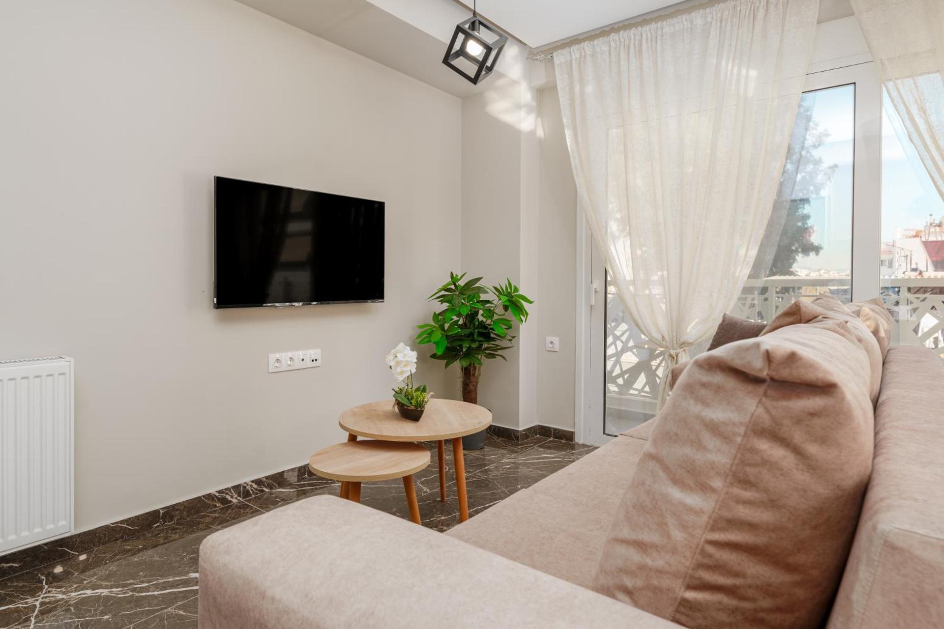 Brand New Building Deluxe Apartments With Parking Nearby Train - Photo 9