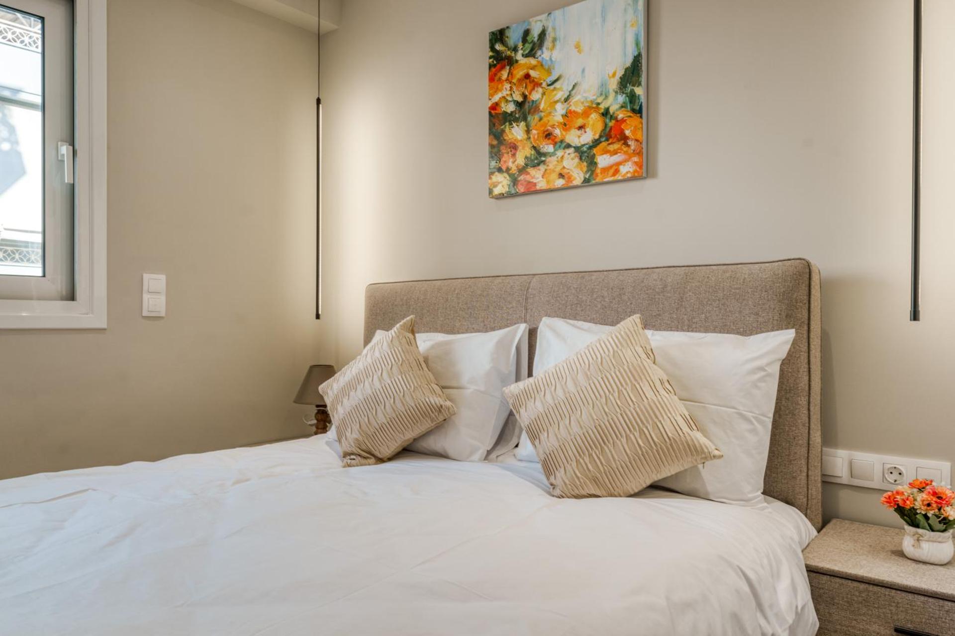 Brand New Building Deluxe Apartments With Parking Nearby Train - Photo 45