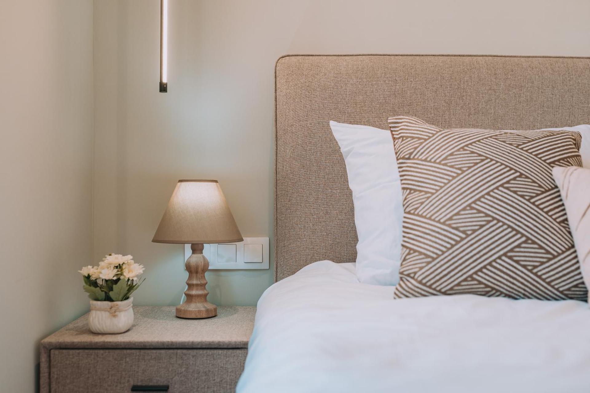 Brand New Building Deluxe Apartments With Parking Nearby Train - Photo 30