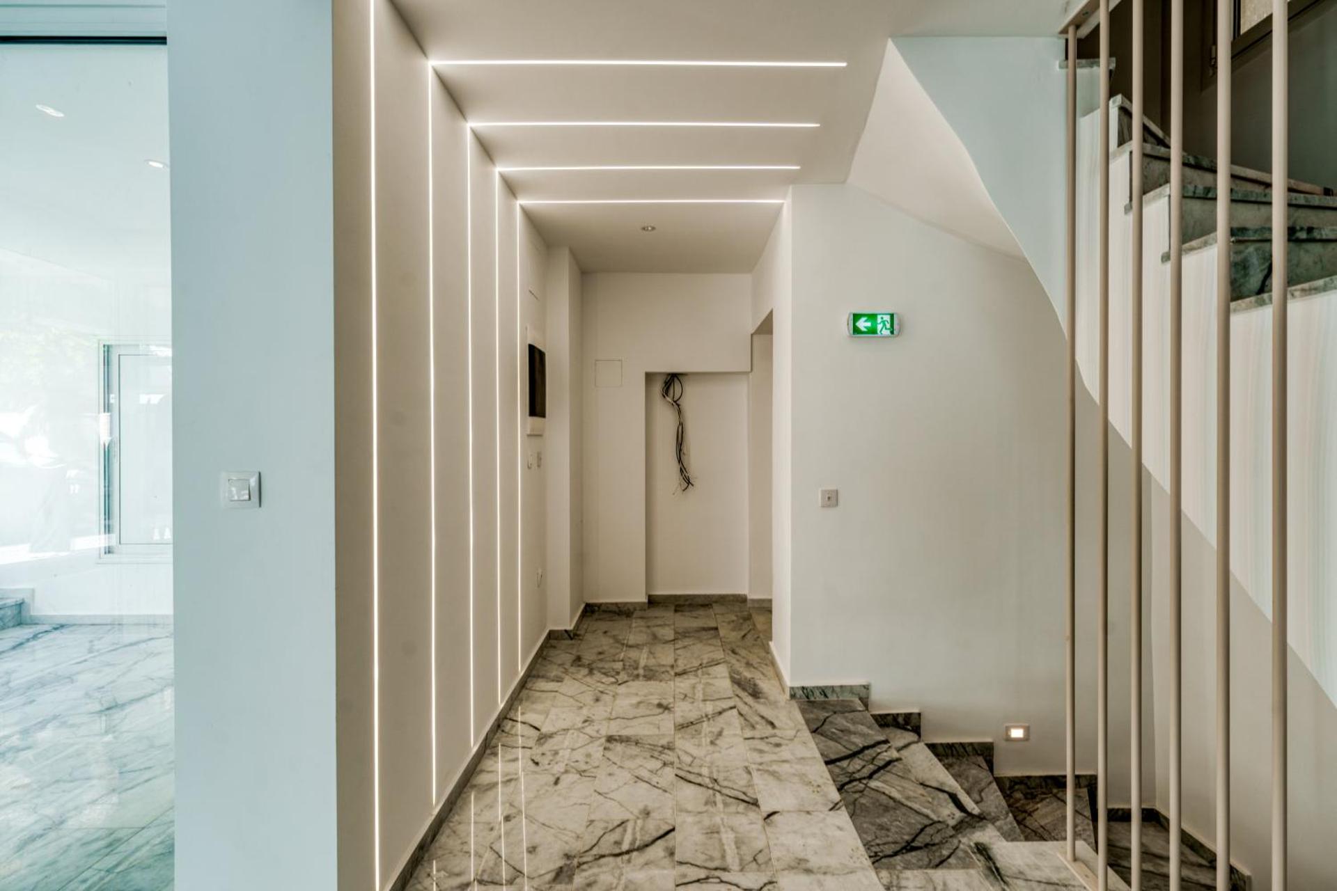 Brand New Building Deluxe Apartments With Parking Nearby Train - Photo 40