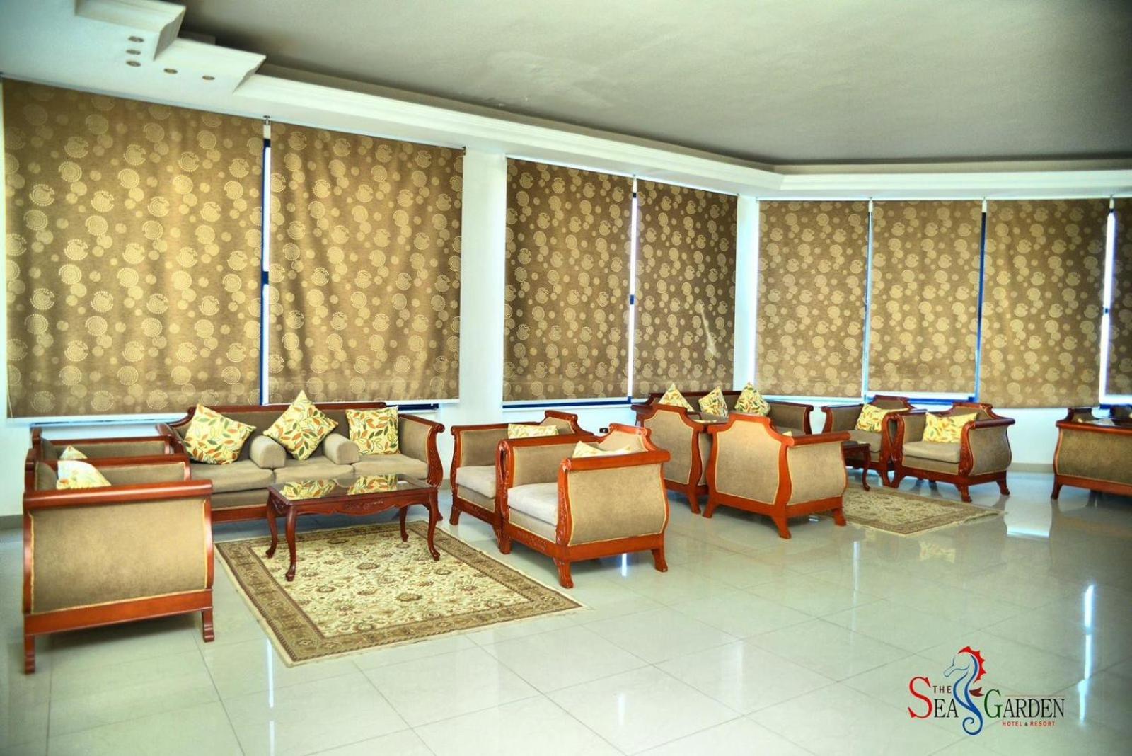 La mer Hotel - Photo 22