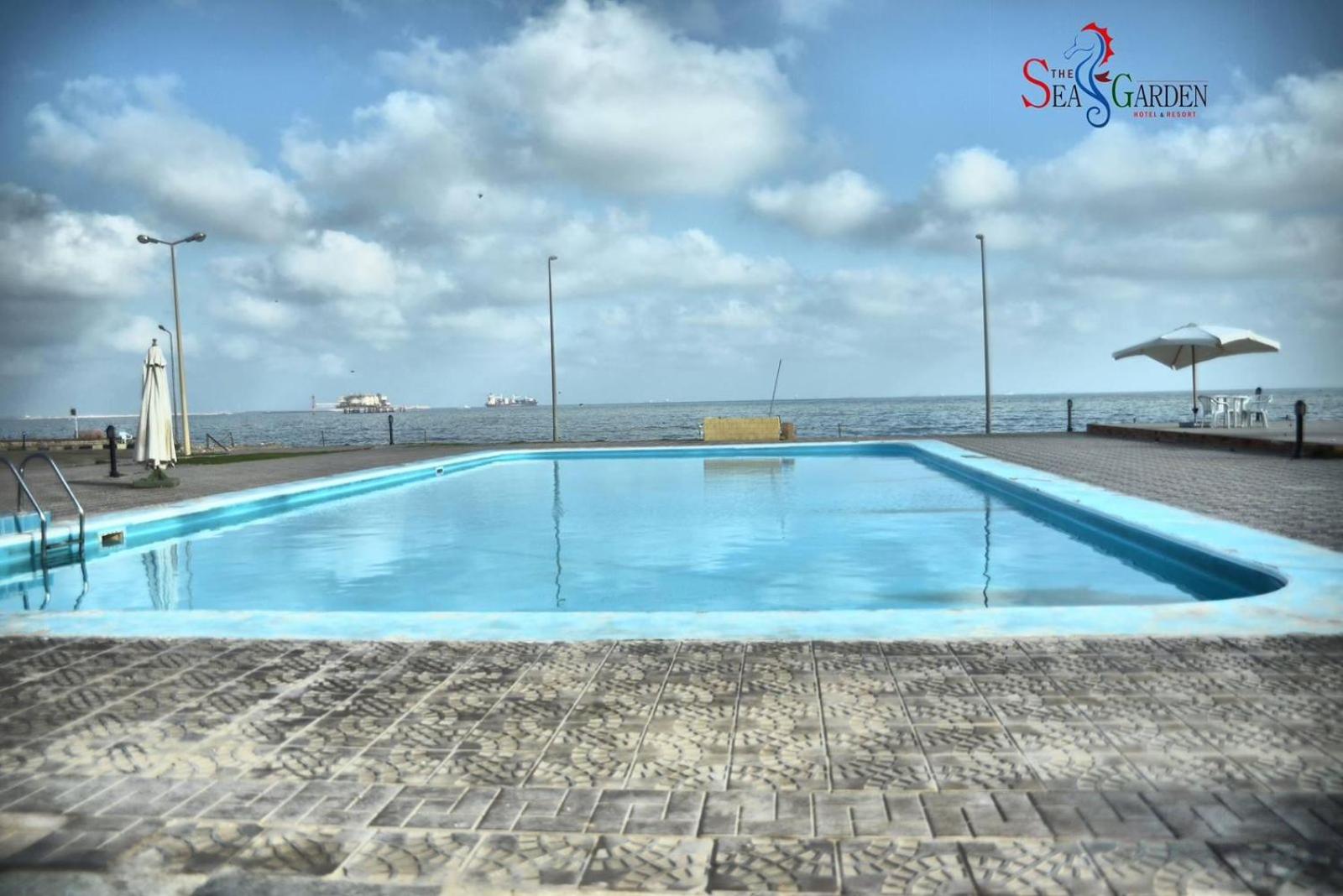 La mer Hotel - Photo 24