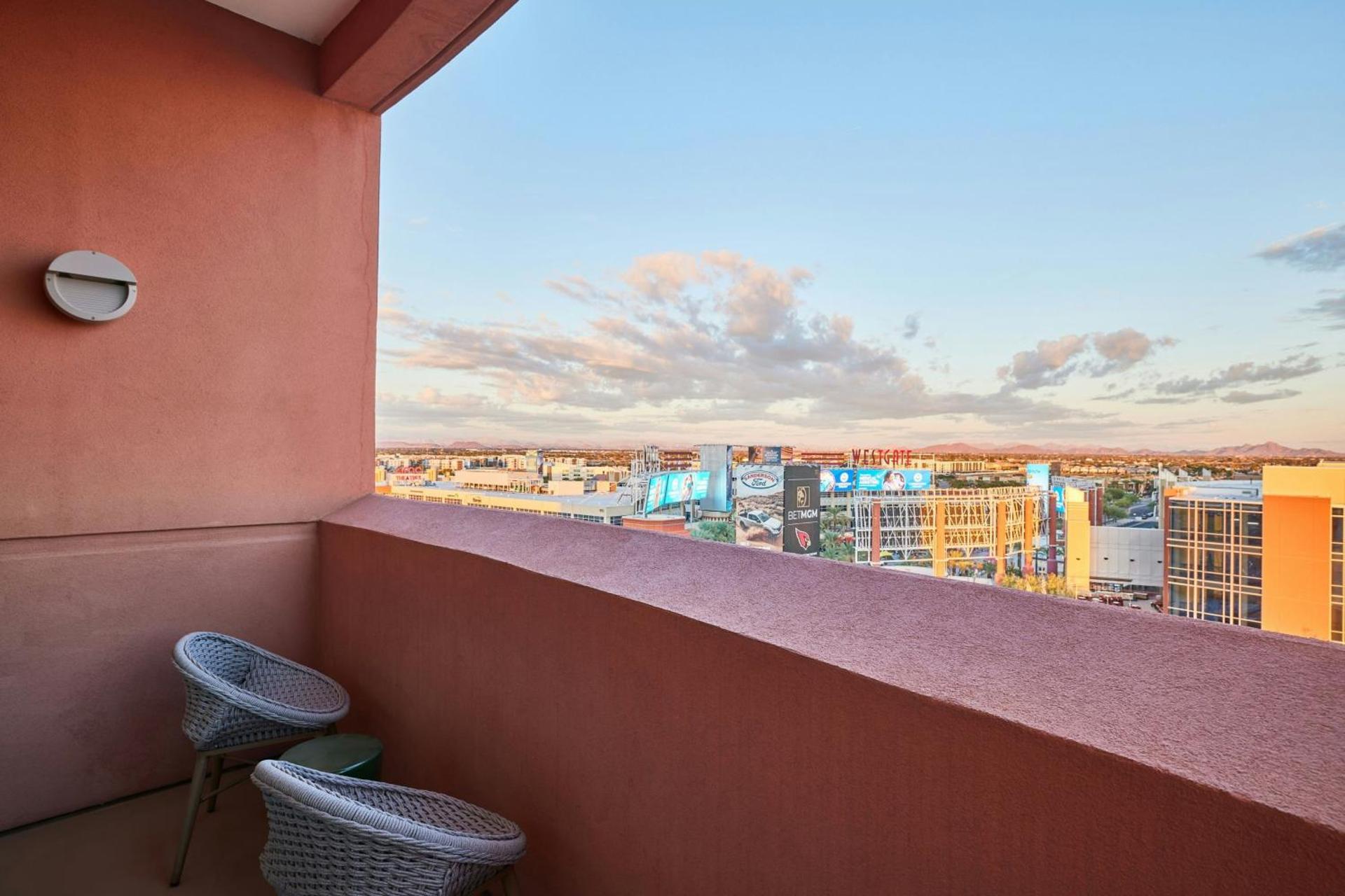 Renaissance Phoenix Glendale Hotel & Conference Center - Photo 12