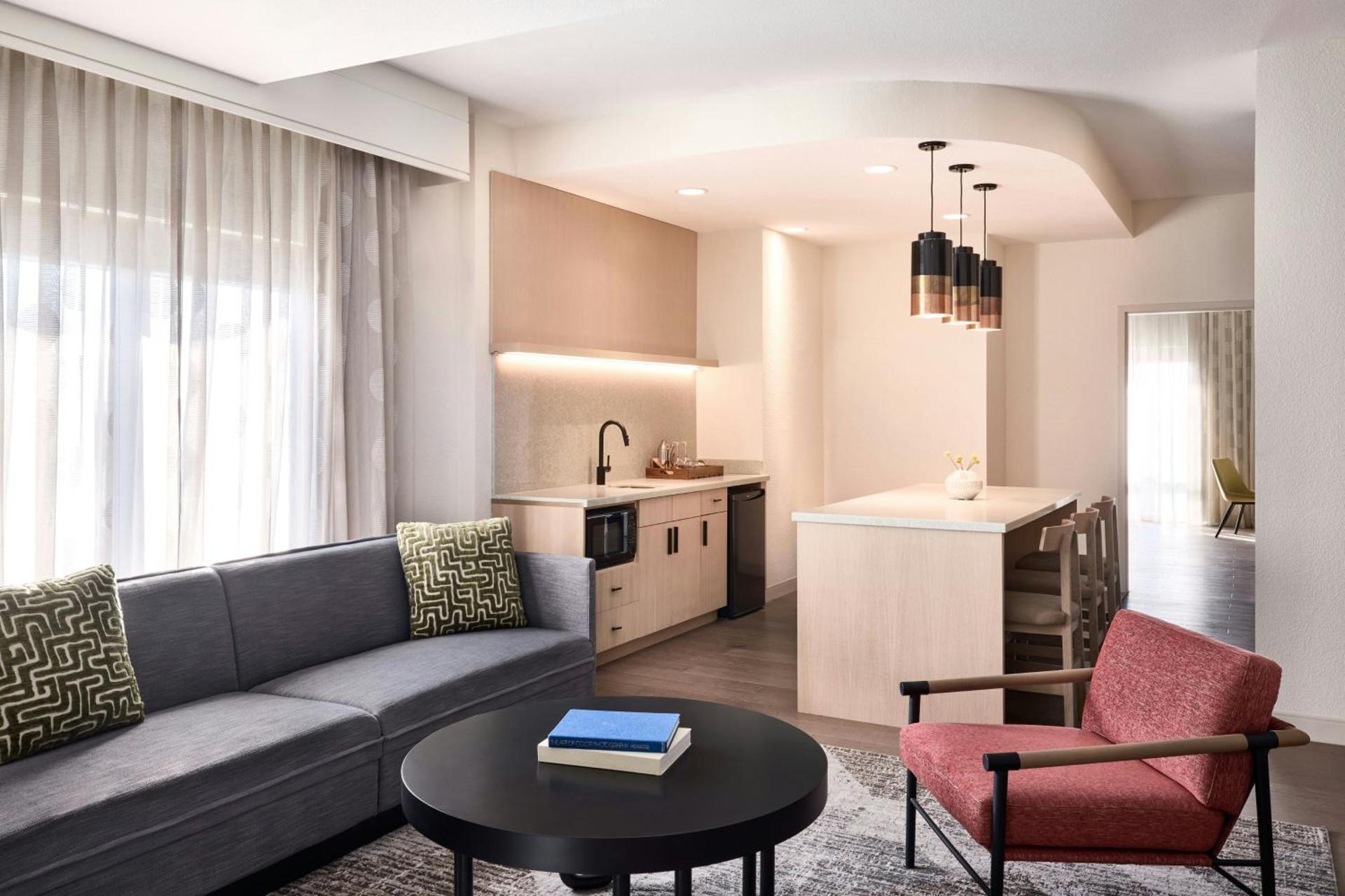 Renaissance Phoenix Glendale Hotel & Conference Center - Photo 83