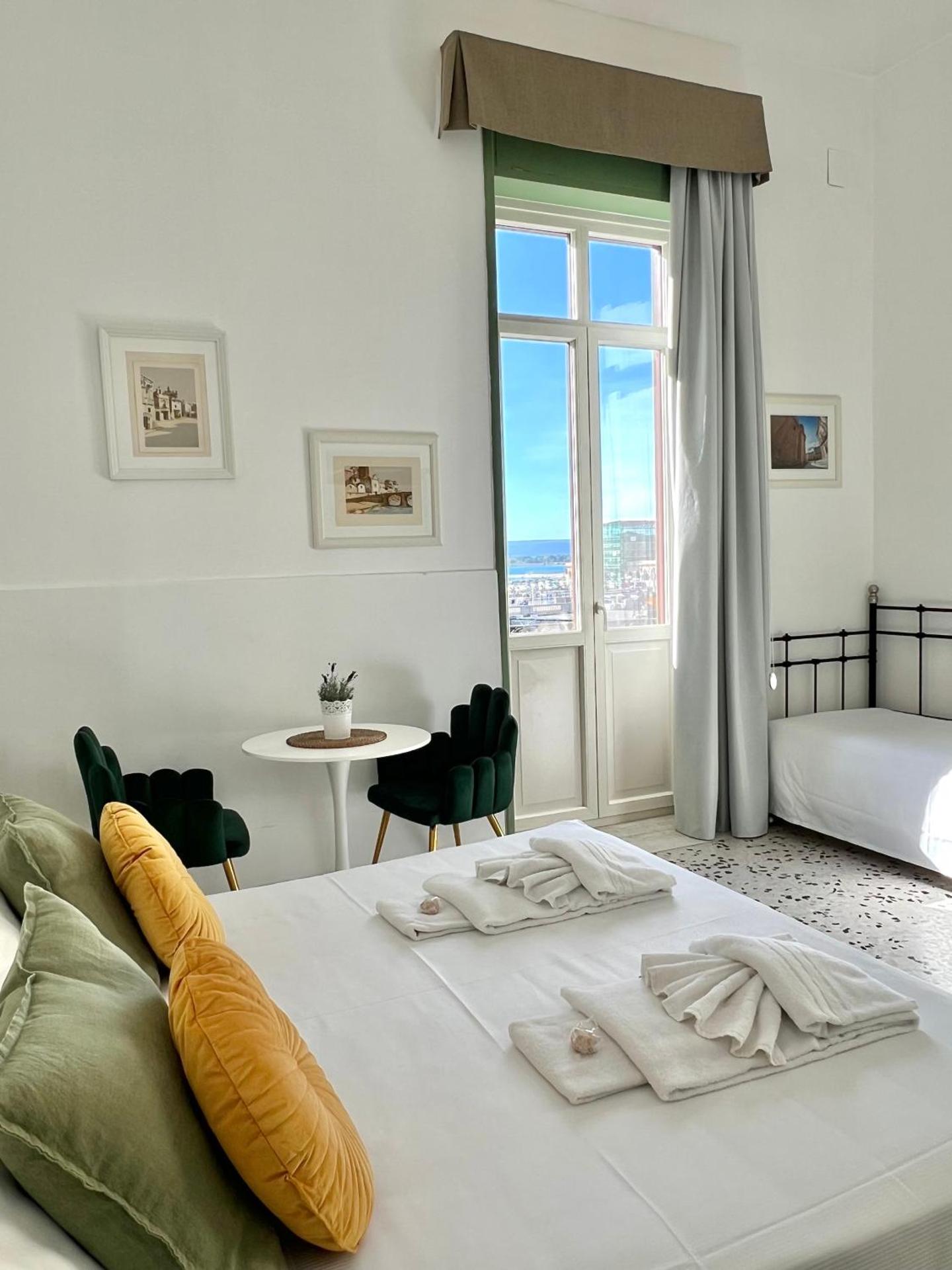 Large Room with Sea View