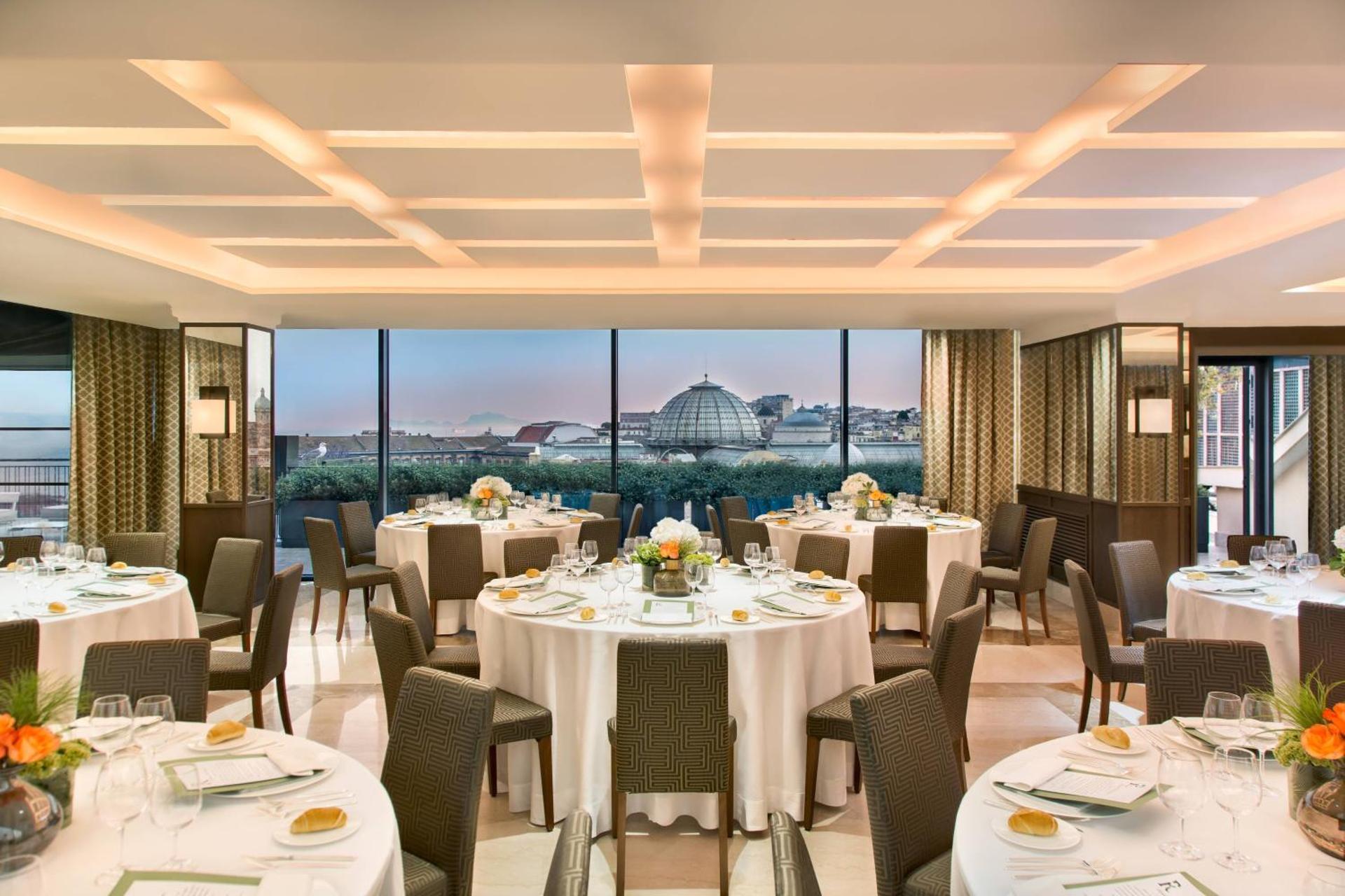 Renaissance Naples Hotel Mediterraneo - Photo 22