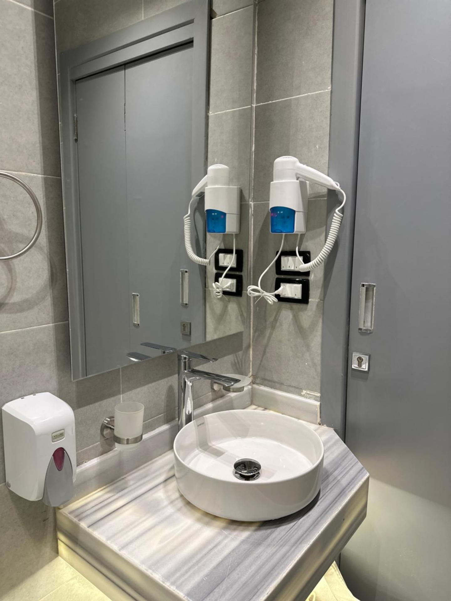 Elite Hotel - Photo 8