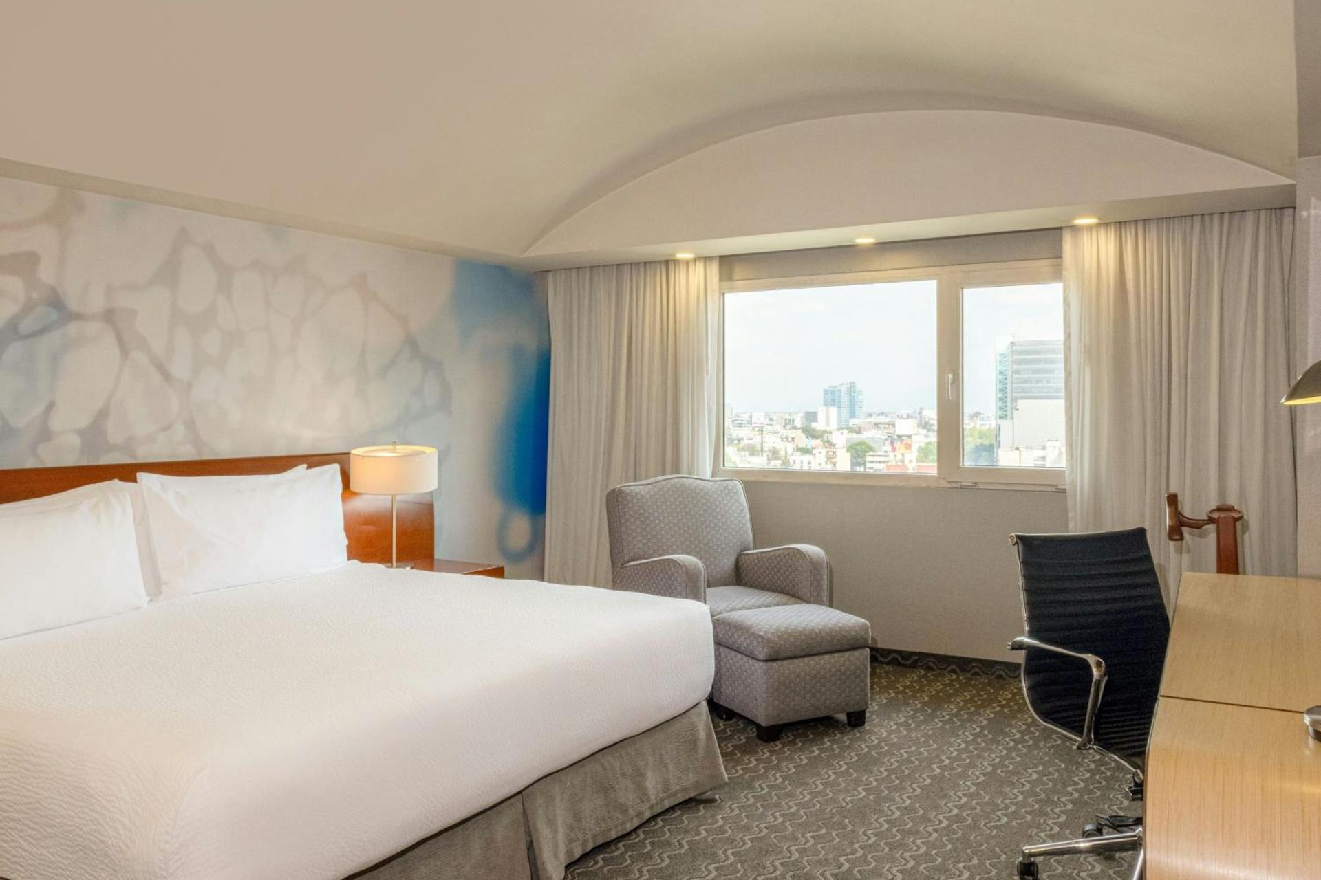 Courtyard by Marriott Mexico City Revolucion - Photo 57