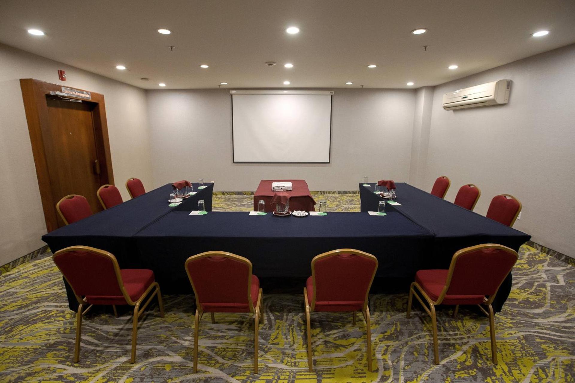 Courtyard by Marriott Mexico City Revolucion - Photo 21