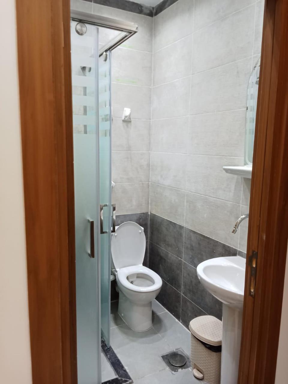 New Panorama Inn - Photo 26