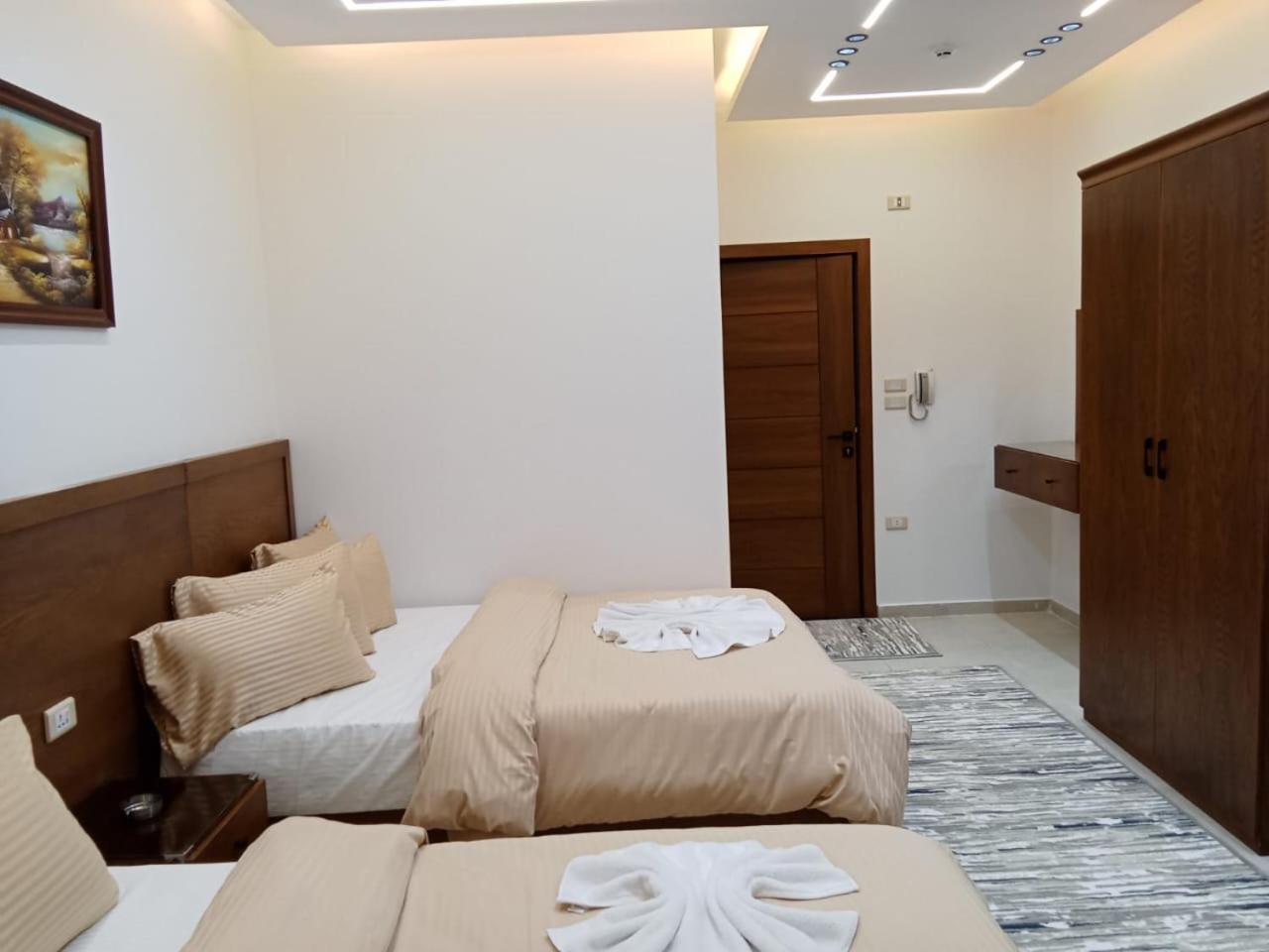 New Panorama Inn - Photo 48