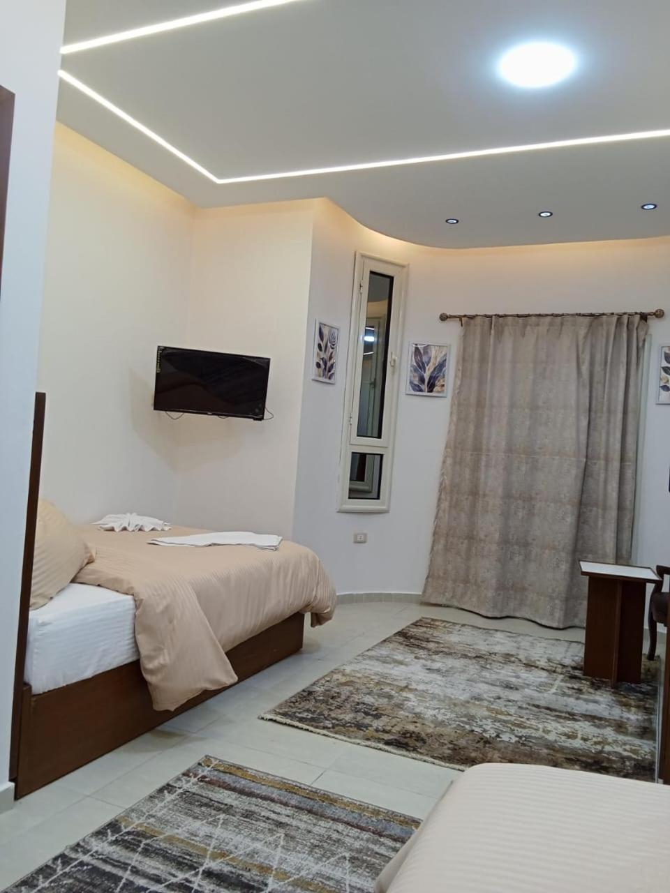 New Panorama Inn - Photo 31