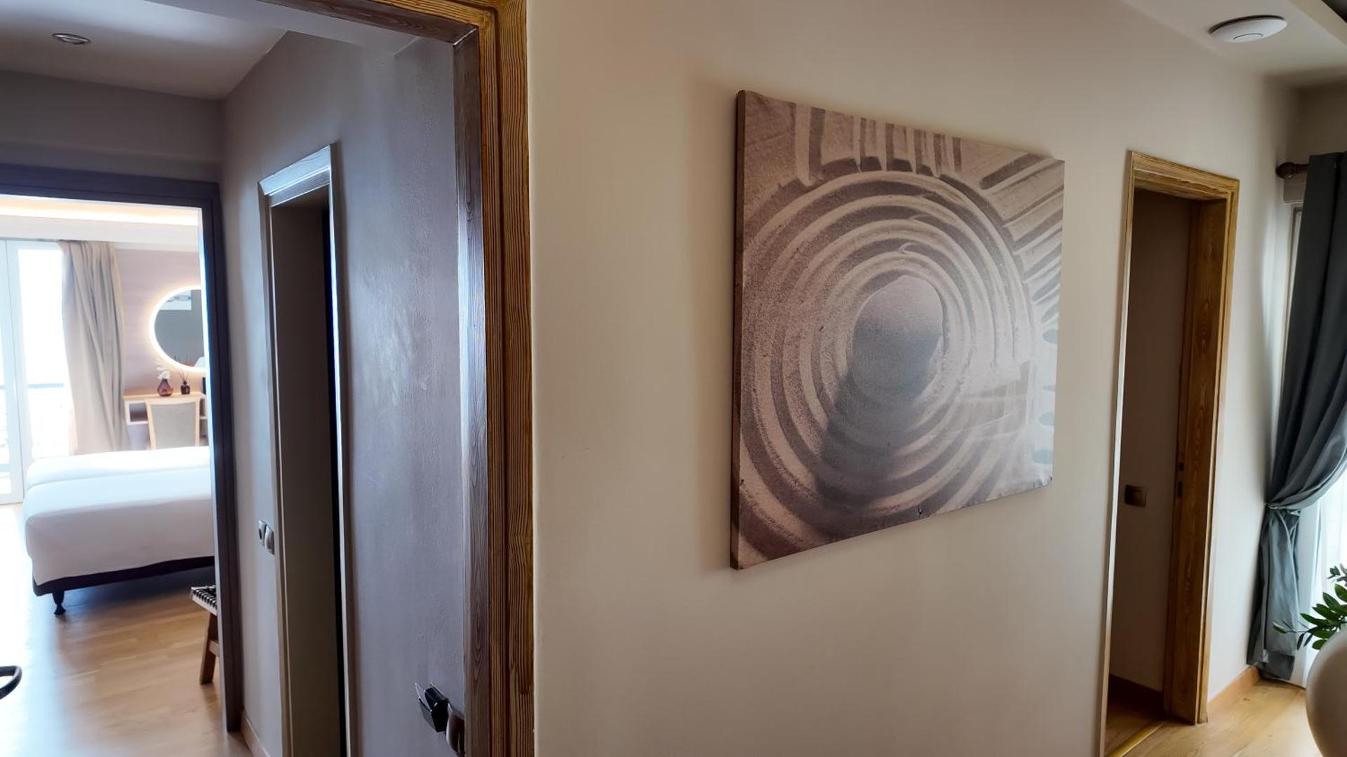 Family Room with Sea View- Adjoining Rooms