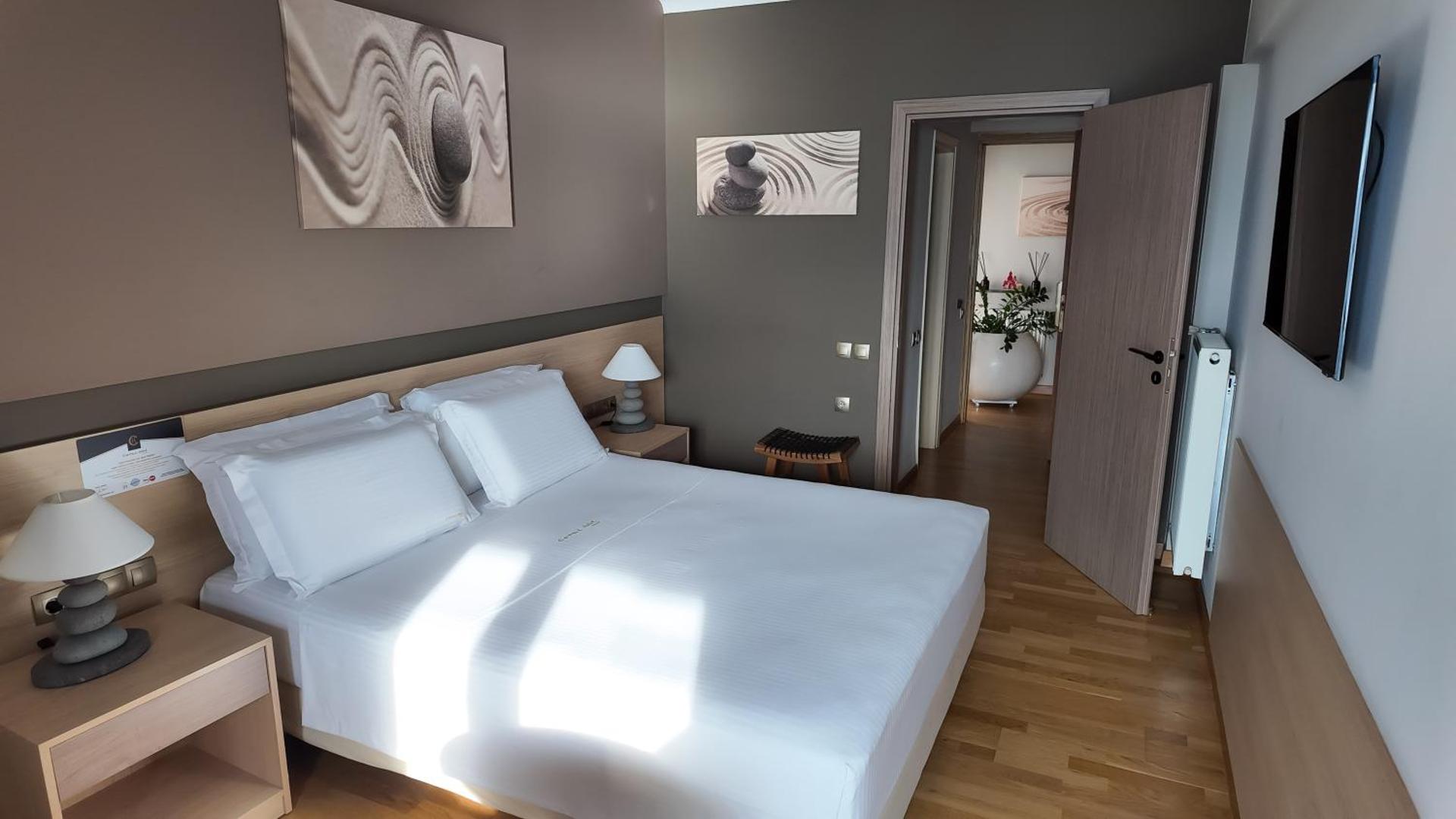 Coral Hotel Athens - Photo 76