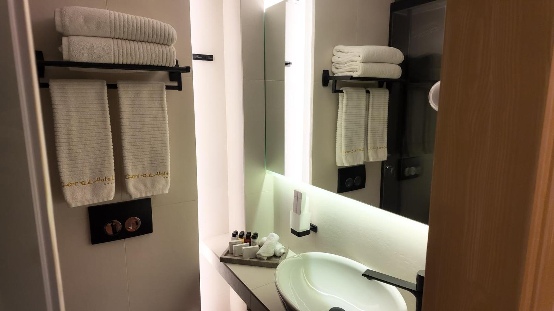 Coral Hotel Athens - Photo 50