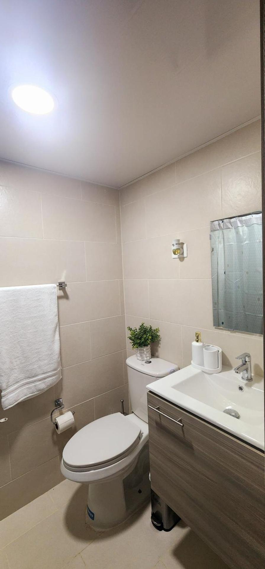 Tropical Dream, 2 Hab, 2 Baños, Terraza, Piscina, WiFi de Alta Velocidad Gratis - Photo 10