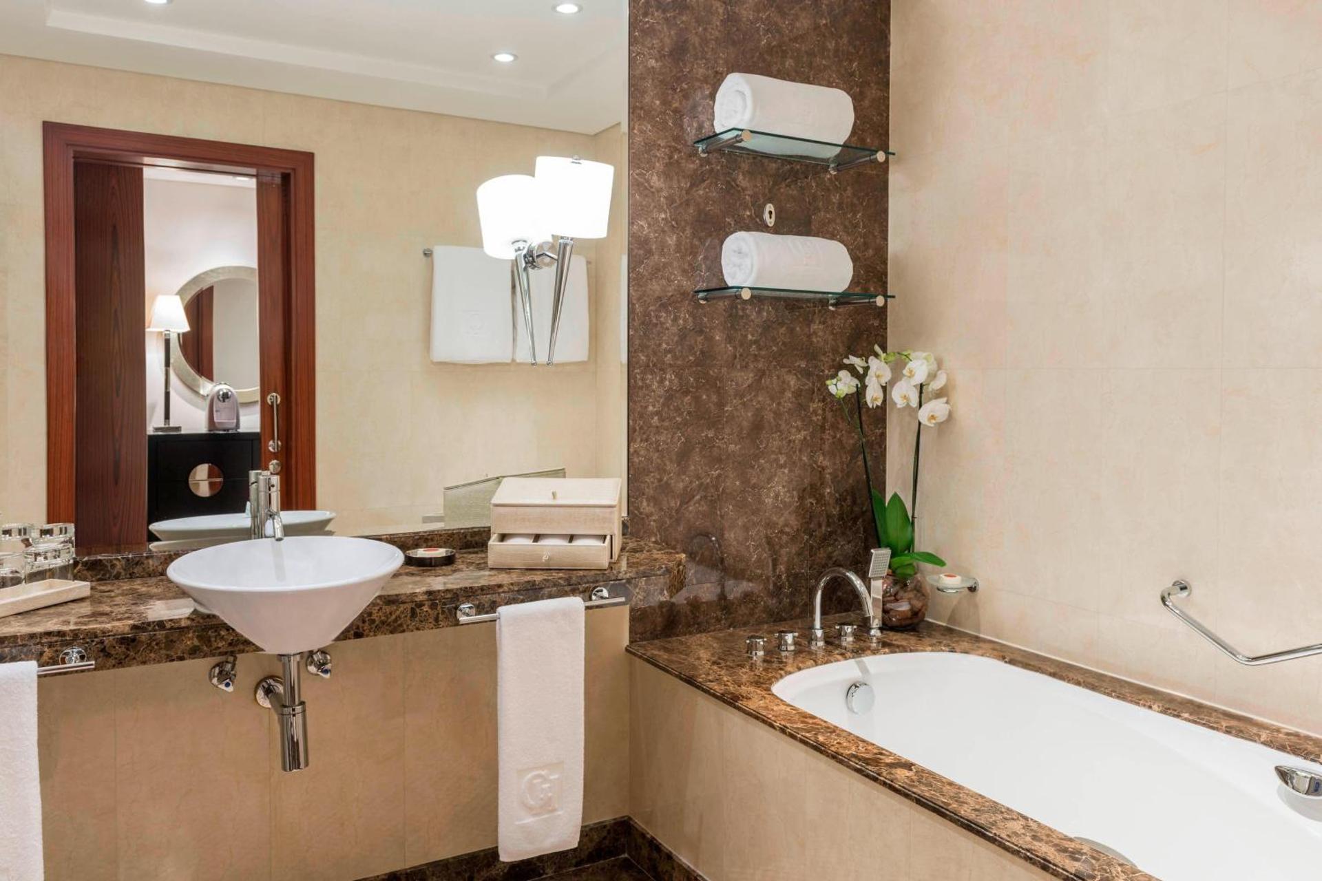 Grosvenor House, a Luxury Collection Hotel, Dubai - Photo 24