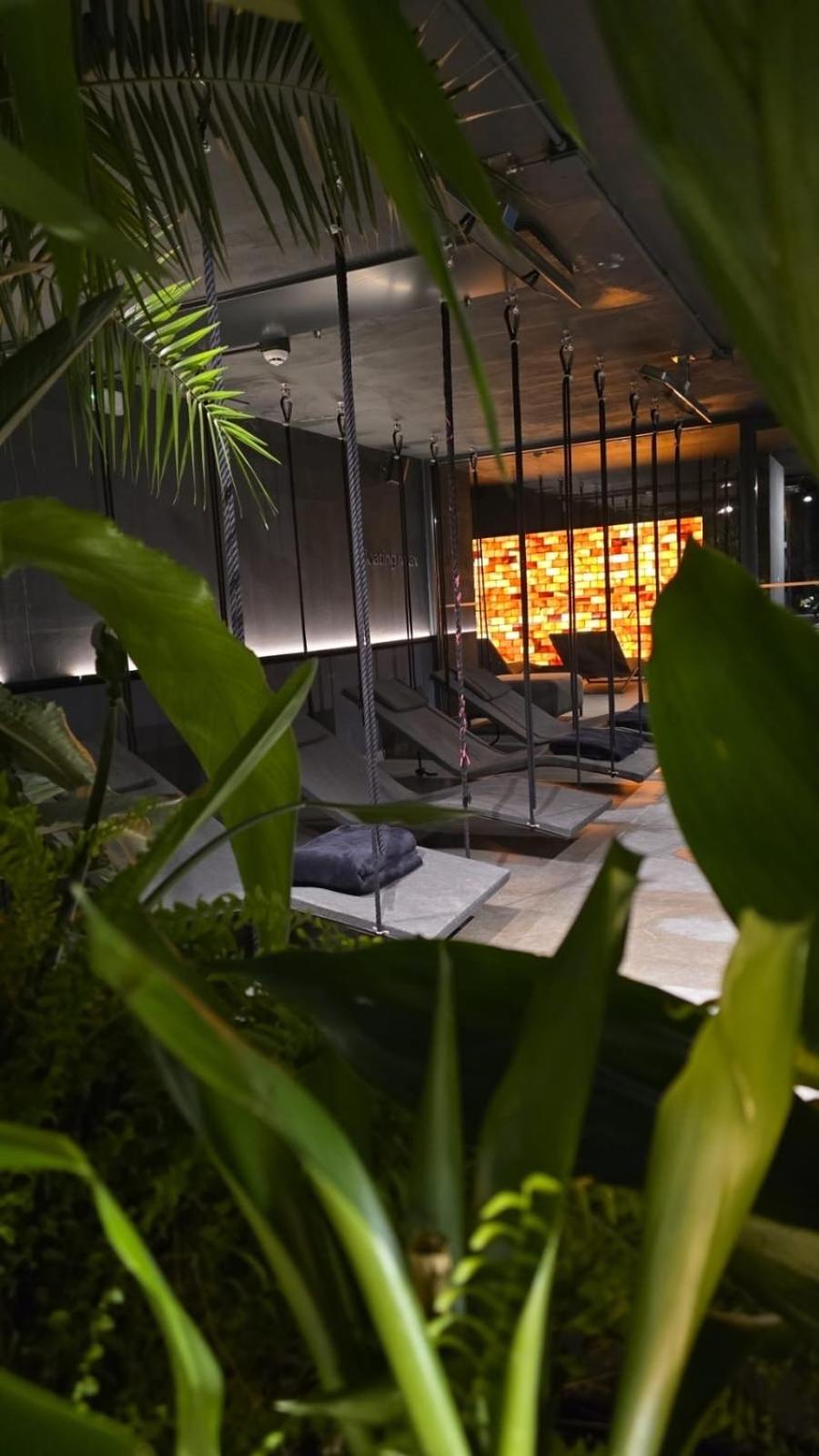 Suites with Private Pool and Spa