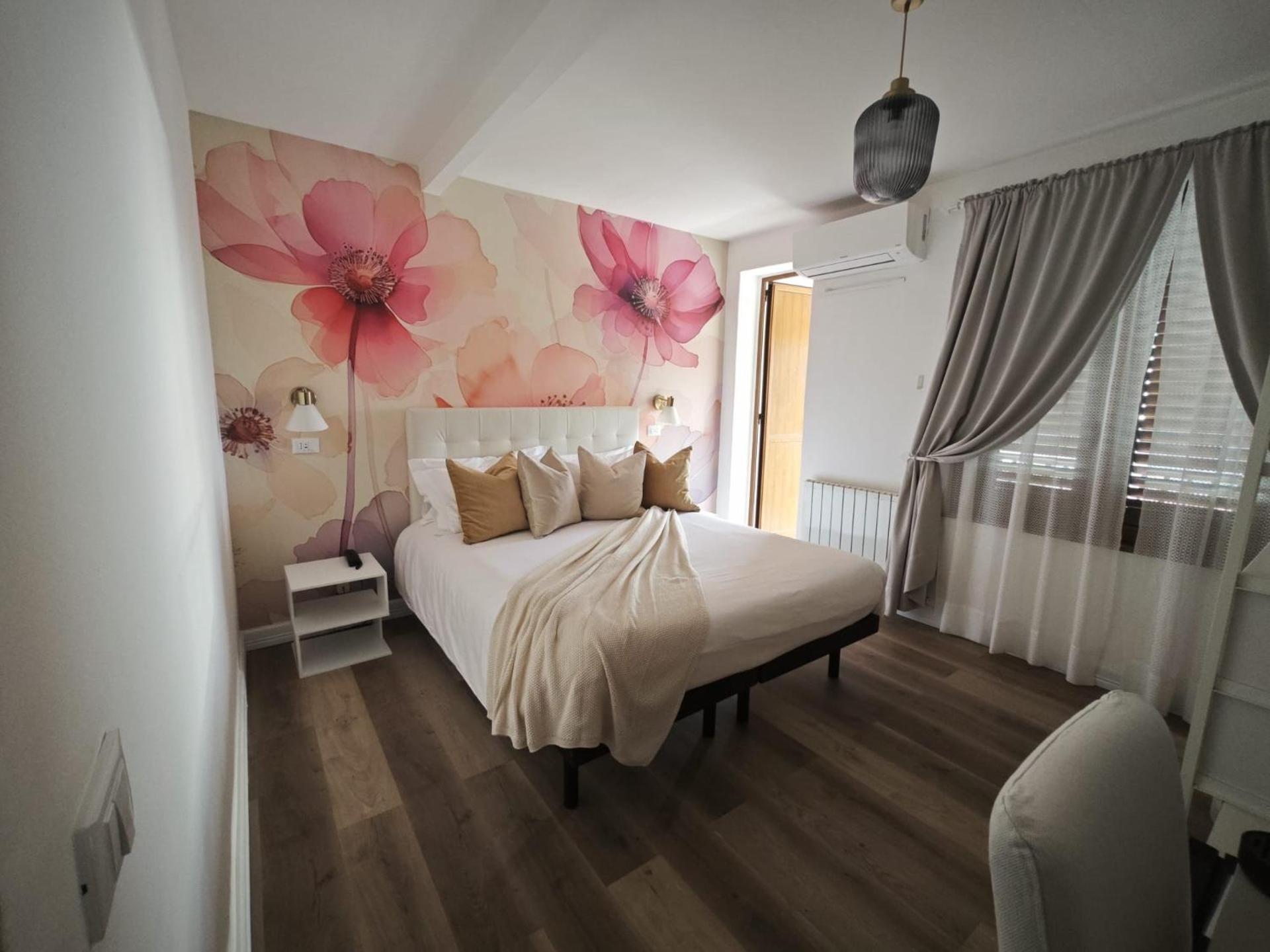 Superior Double or Twin Room with Mountain and Sea View