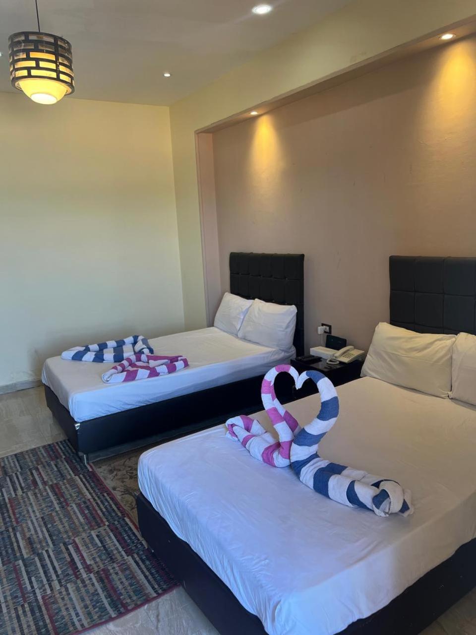 La mer Hotel - Photo 34
