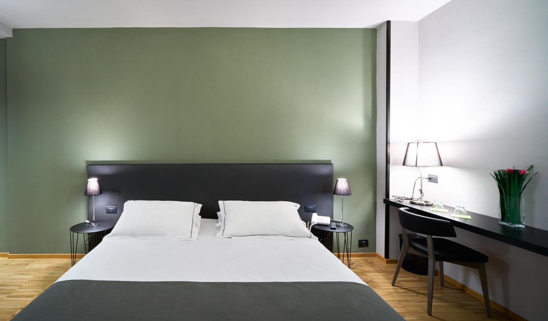 Smart Hotel - Photo 12