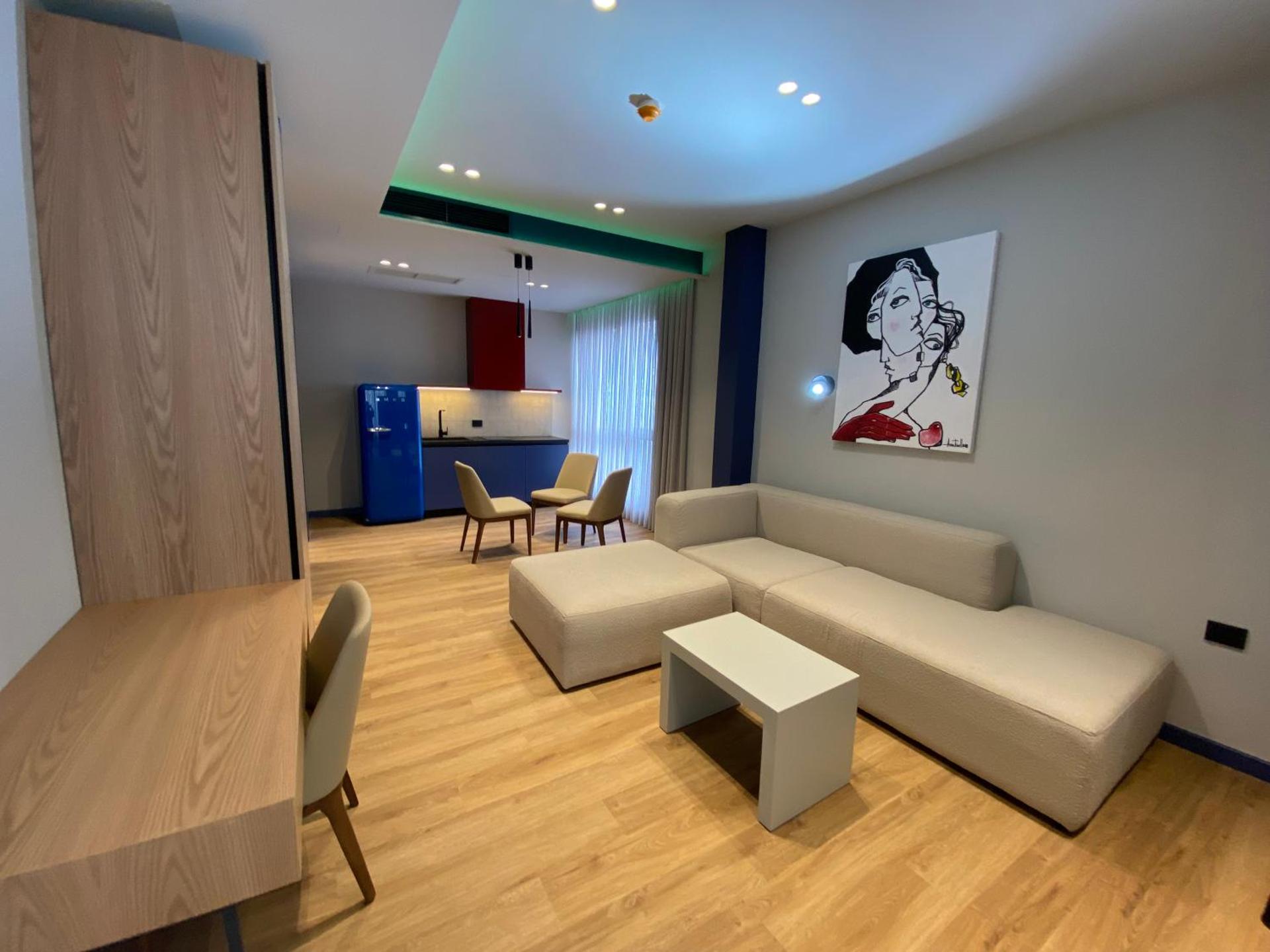 Si Hotel Tirana - Photo 35