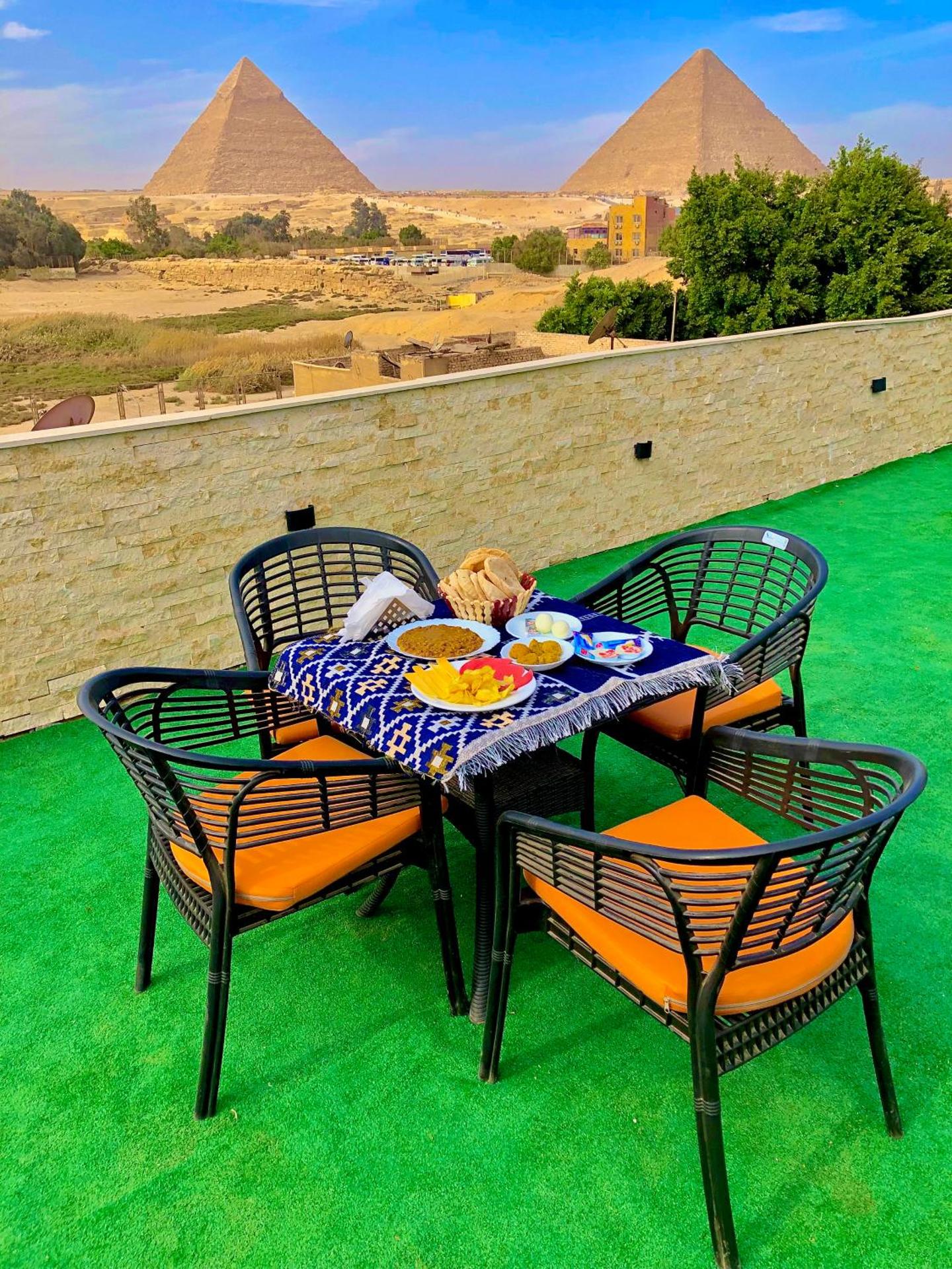 Keeper Pyramids View INN - Photo 37