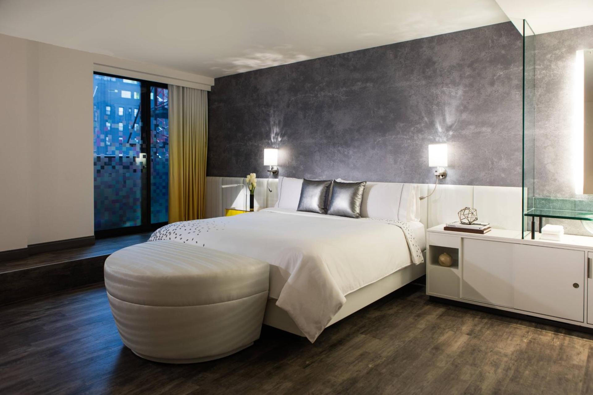 Times Square Terrace Room with King Bed and Balcony