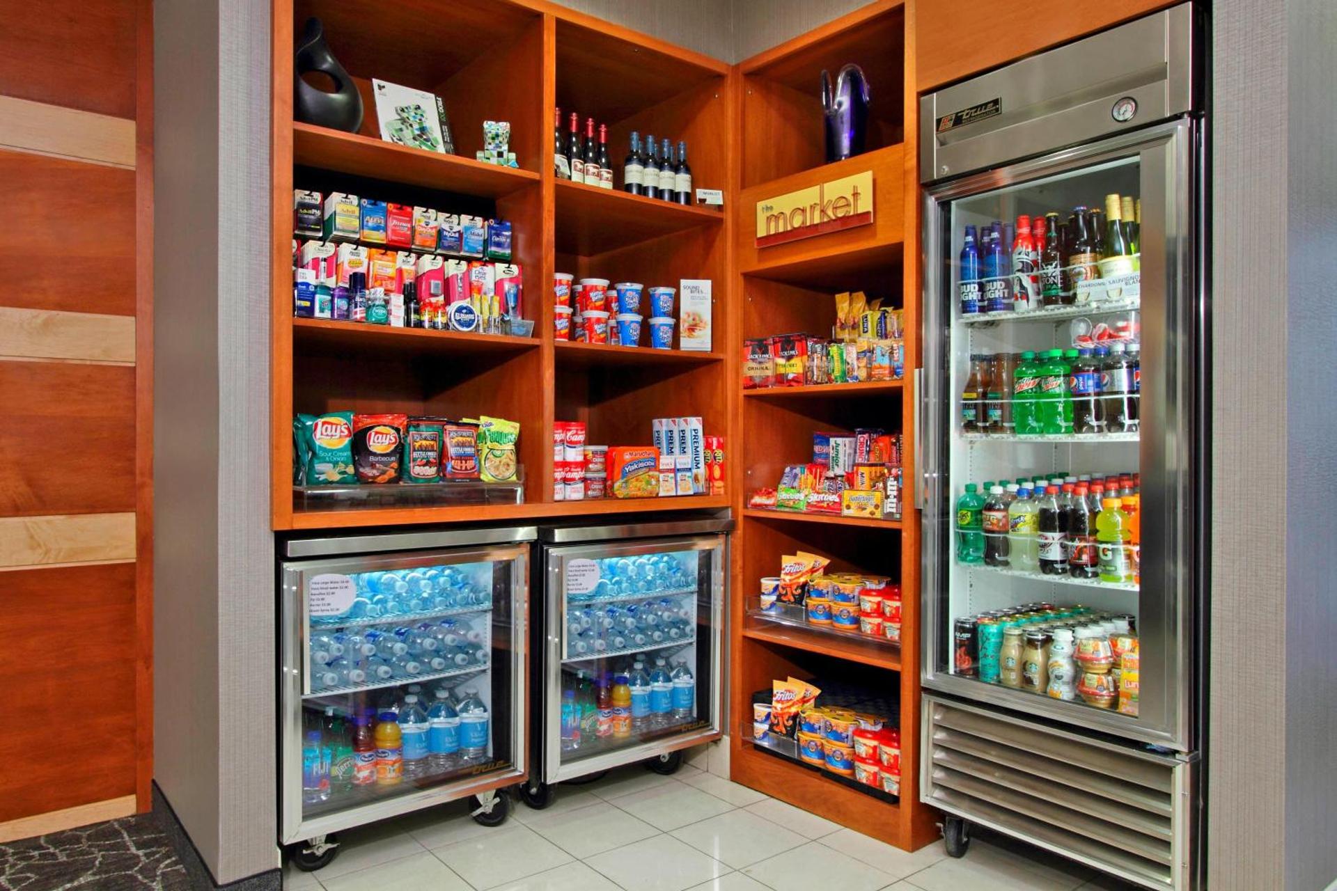 SpringHill Suites Phoenix Glendale Sports & Entertainment District - Photo 18