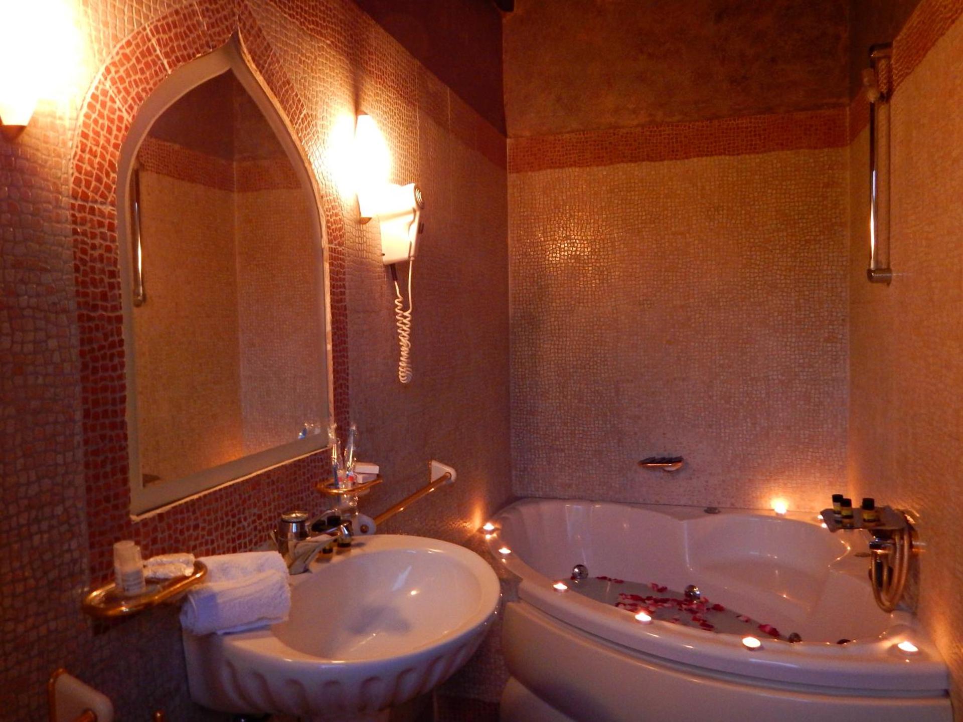 S.Nikolis' Historic Boutique Hotel - Photo 37