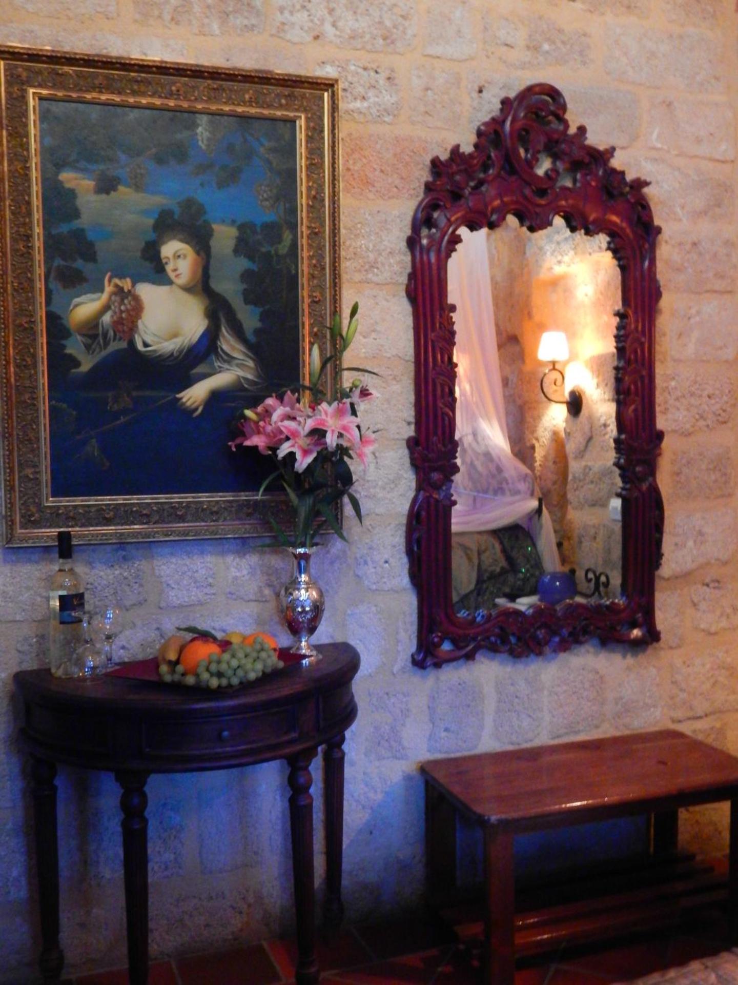 S.Nikolis' Historic Boutique Hotel - Photo 36