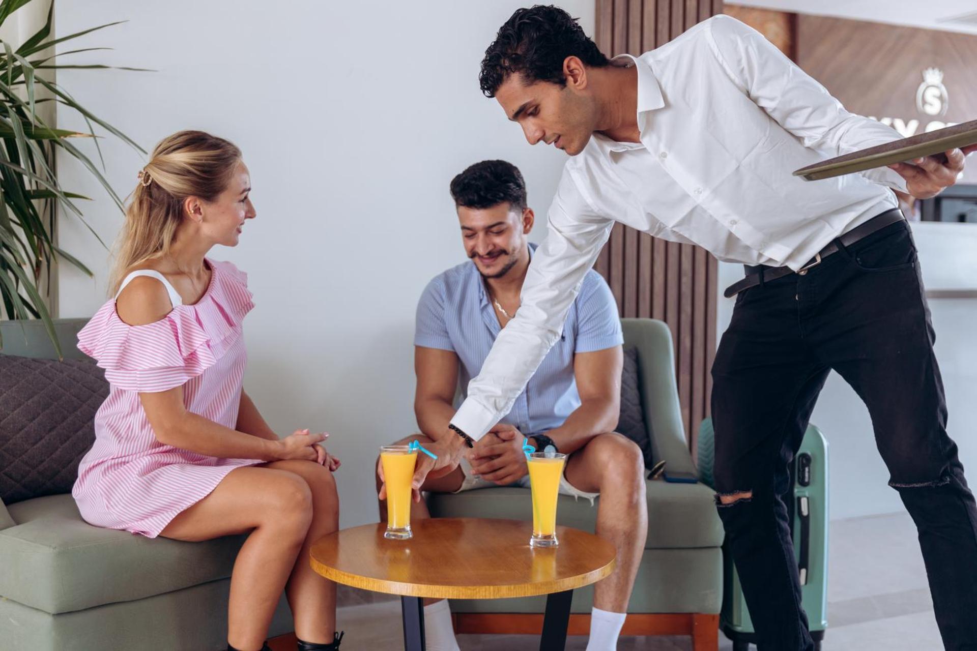 Sky Star Hotel free shuttle to Hurghada City Center - Photo 50