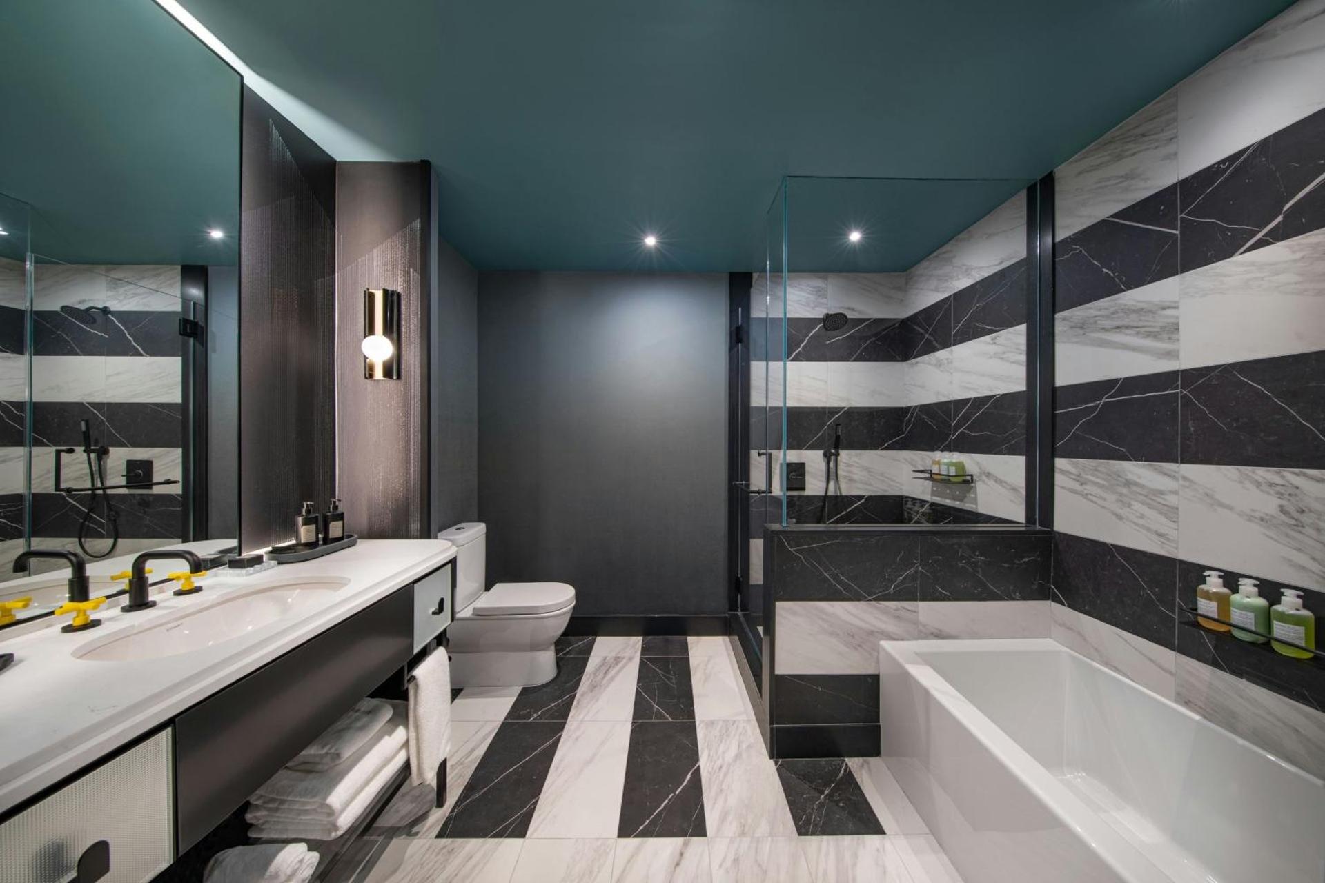 W New York - Union Square - Photo 27