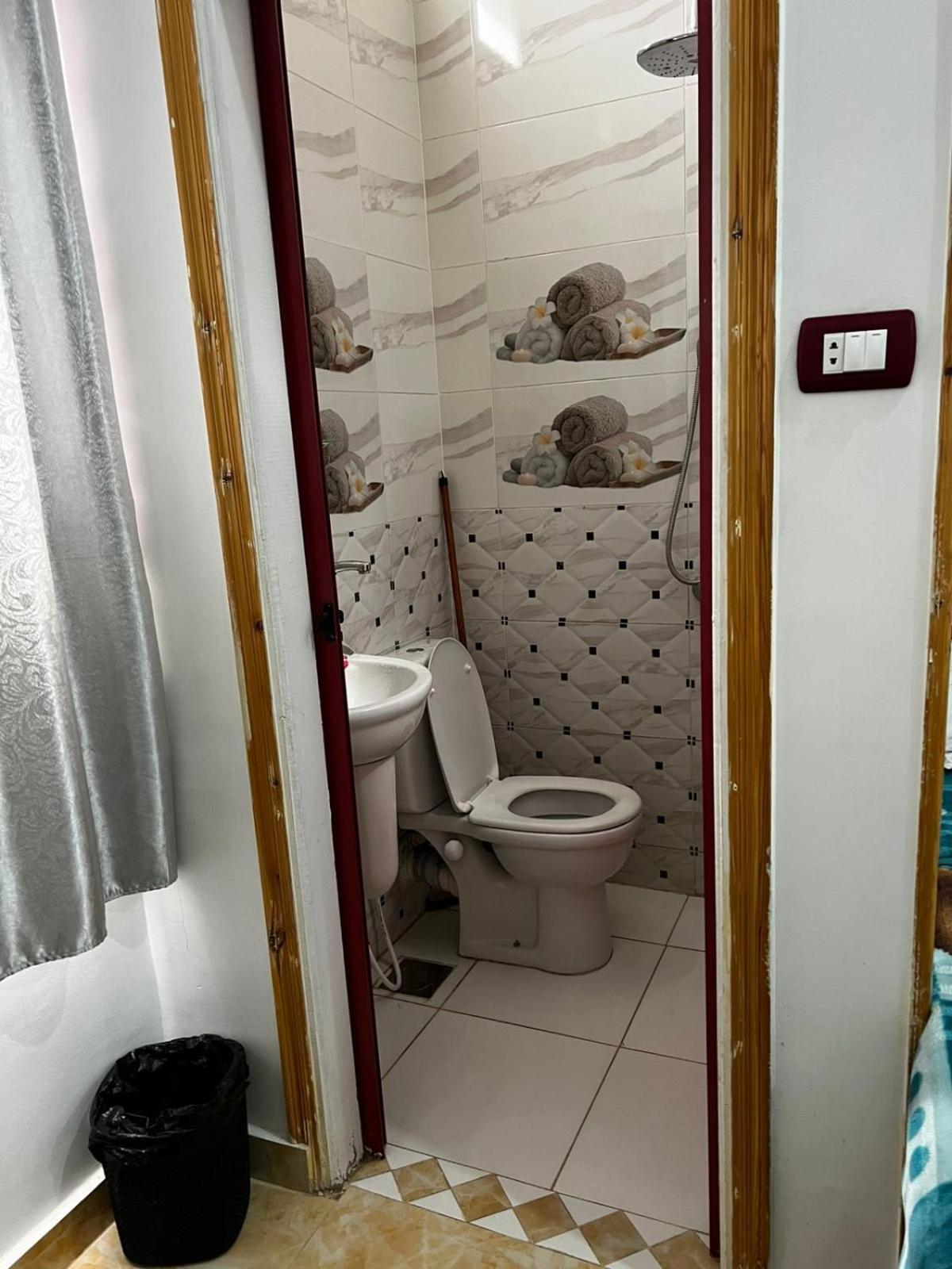 Mostafa Jamaica guesthouse - Photo 33