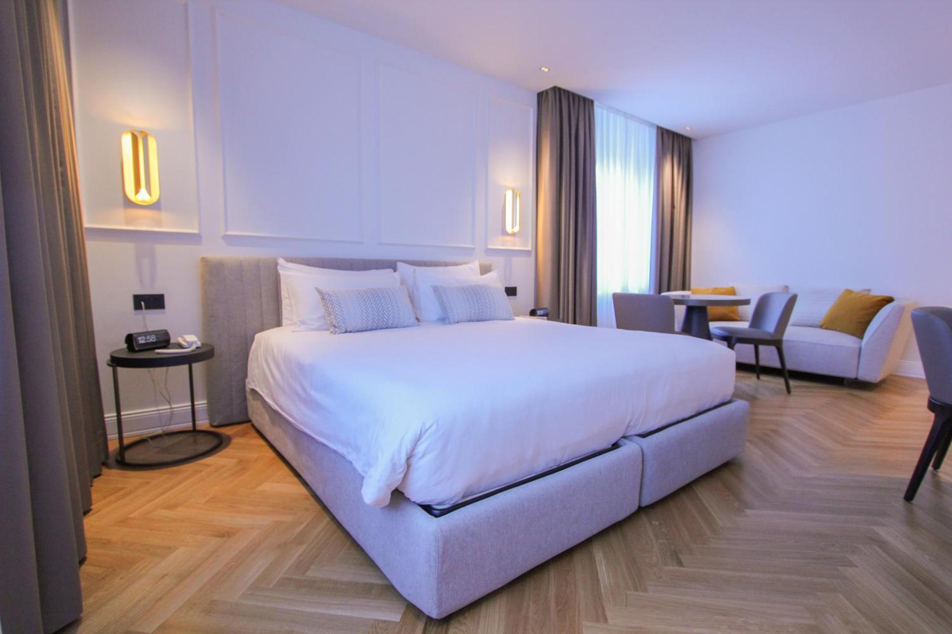 Ambassador Palace Hotel - Photo 37