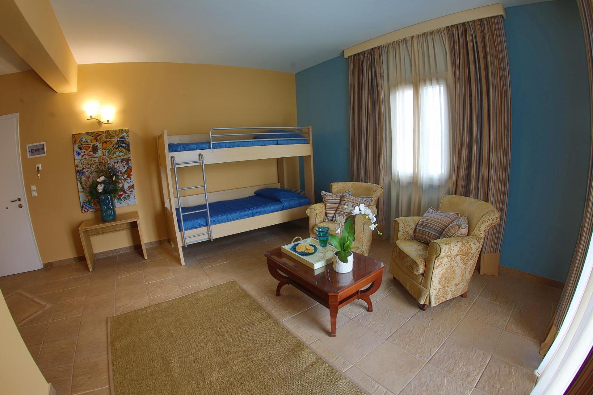Dolphin Bay Seaside Resort & Suites - Photo 14